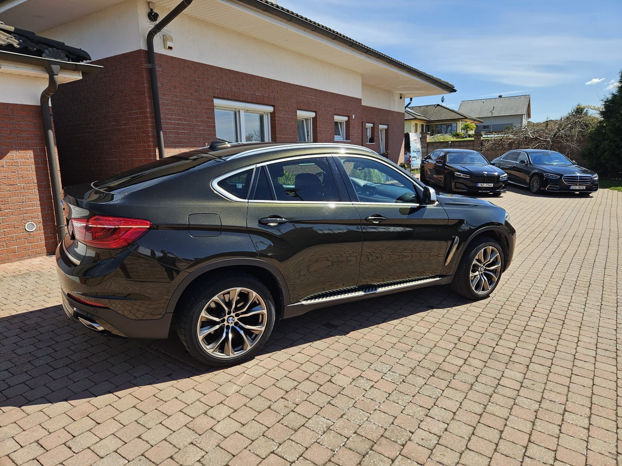 BMW X6, 40d 4x4 450.000,- bez DPH - fotka 4