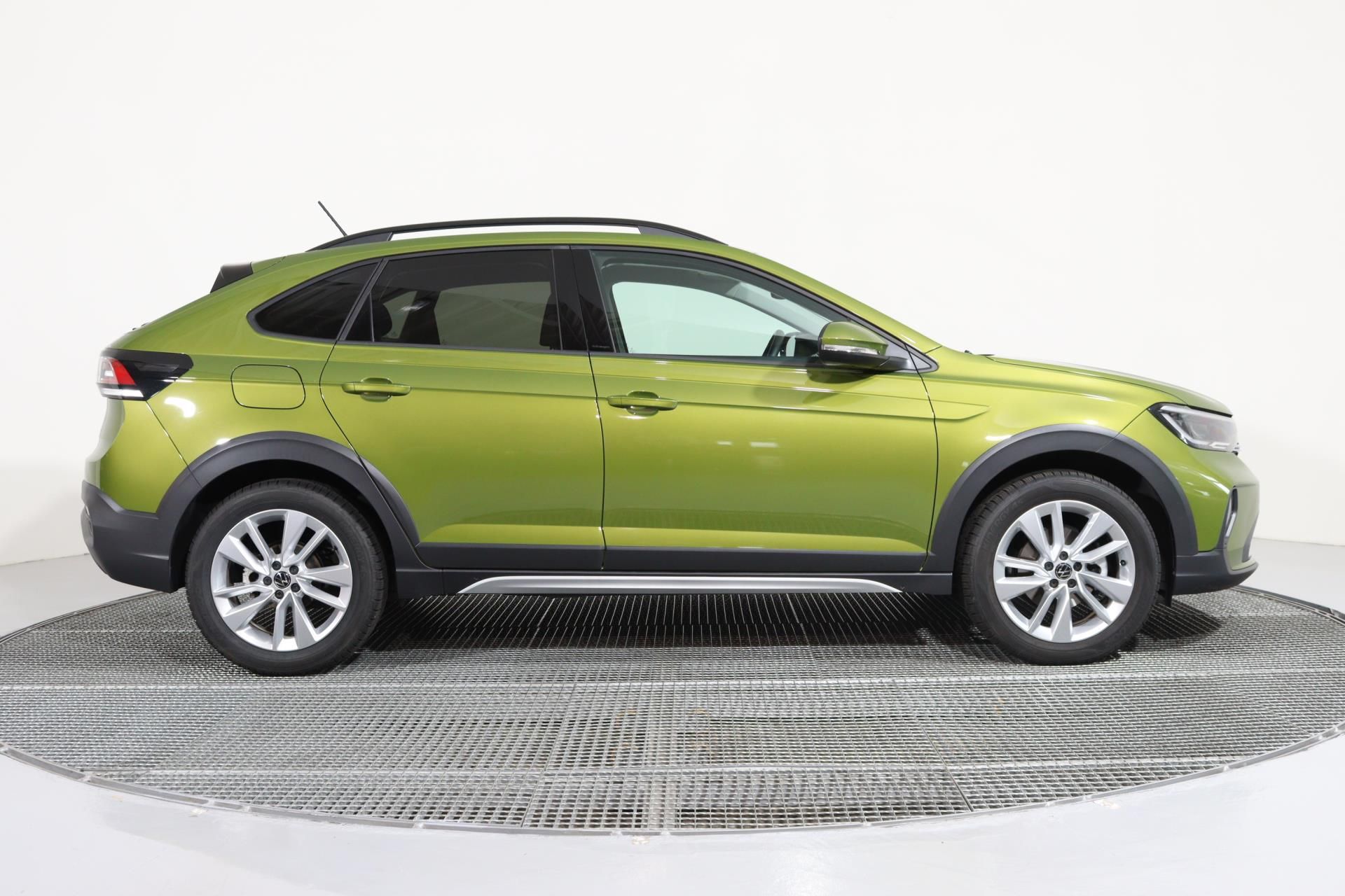 Volkswagen Taigo, People 1,0 TSI 85 kW 7DSG/ LED - fotka 3