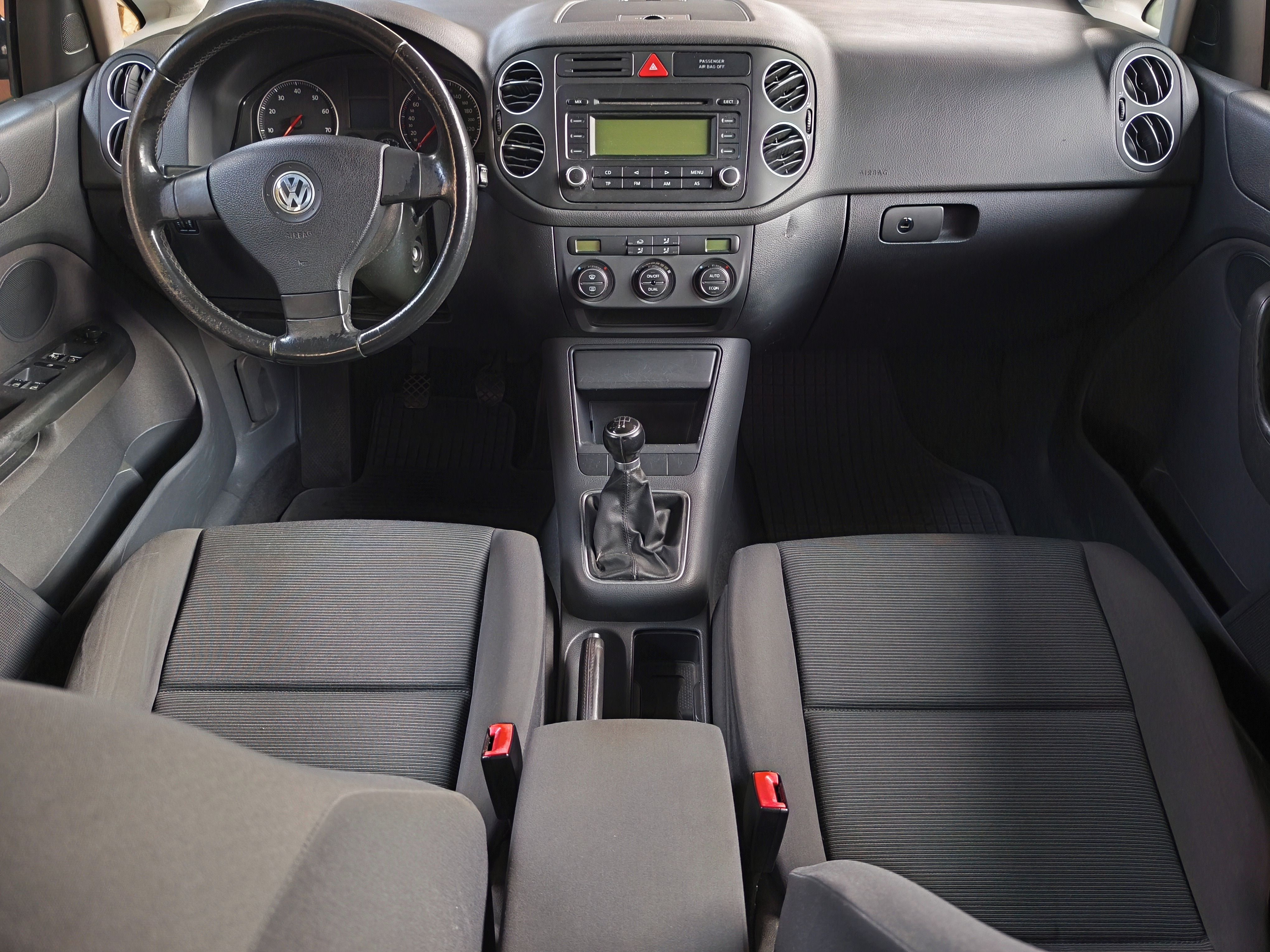 Volkswagen Golf Plus, 1.6i, koupeno CZ, 2. majitel - fotka 6