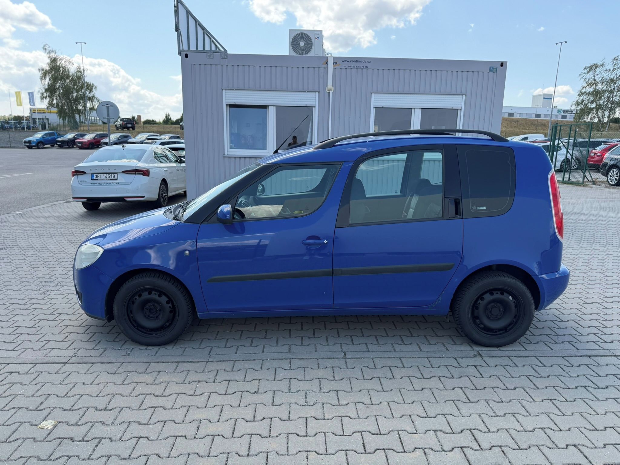 Škoda Roomster, 1.2 HTP 51 kW Style - fotka 4
