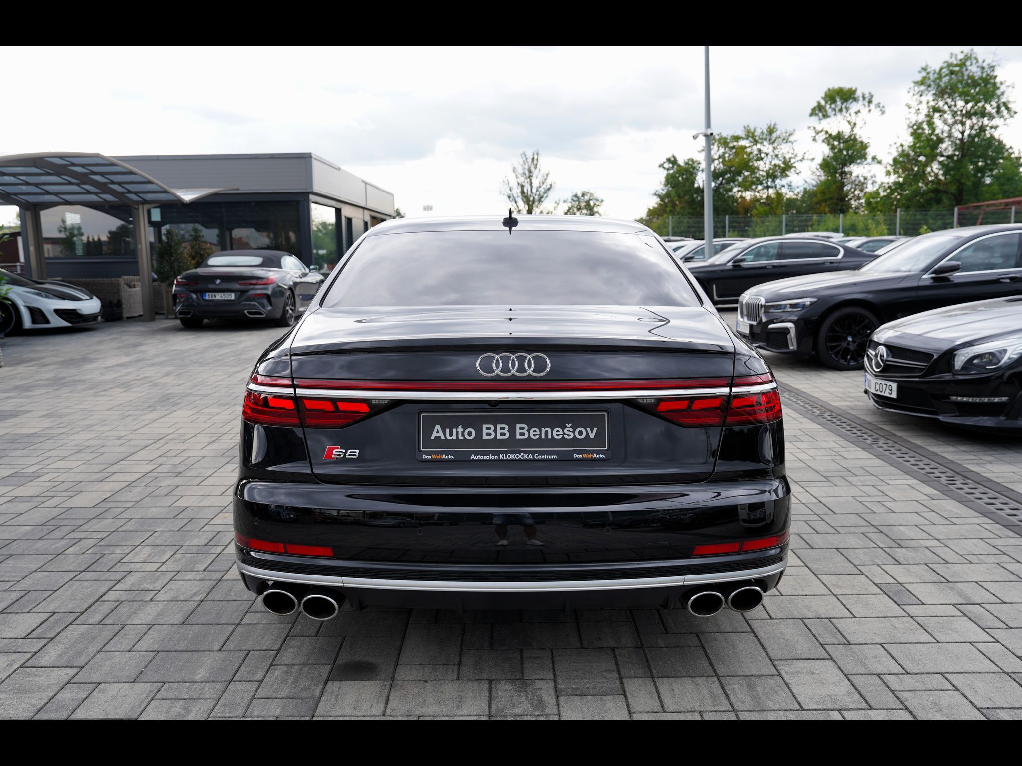 Audi S8, 4.0 TFSI Quattro/B&O/Matrix/57 - fotka 5