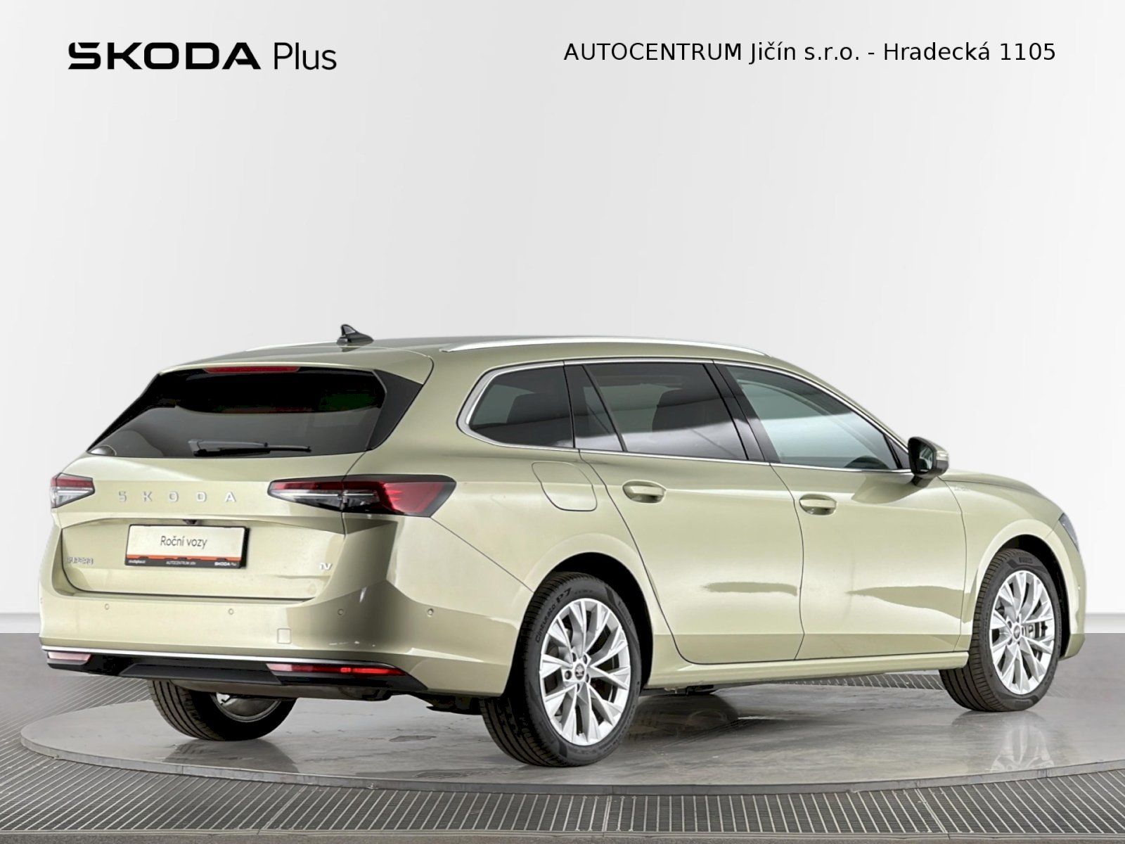 Škoda Superb, Combi iV DSG 1.5TSI 150kW L&K - fotka 2