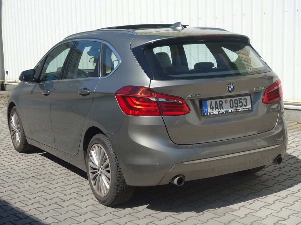 BMW Řada 2, 225i*X-DRIVE*ACTIVE*TOURER*CZ - fotka 6