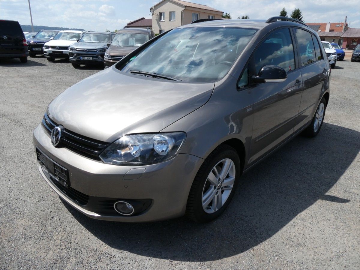 Volkswagen Golf Plus, 1,2 TSi 77kW Match, auto klima - fotka 5
