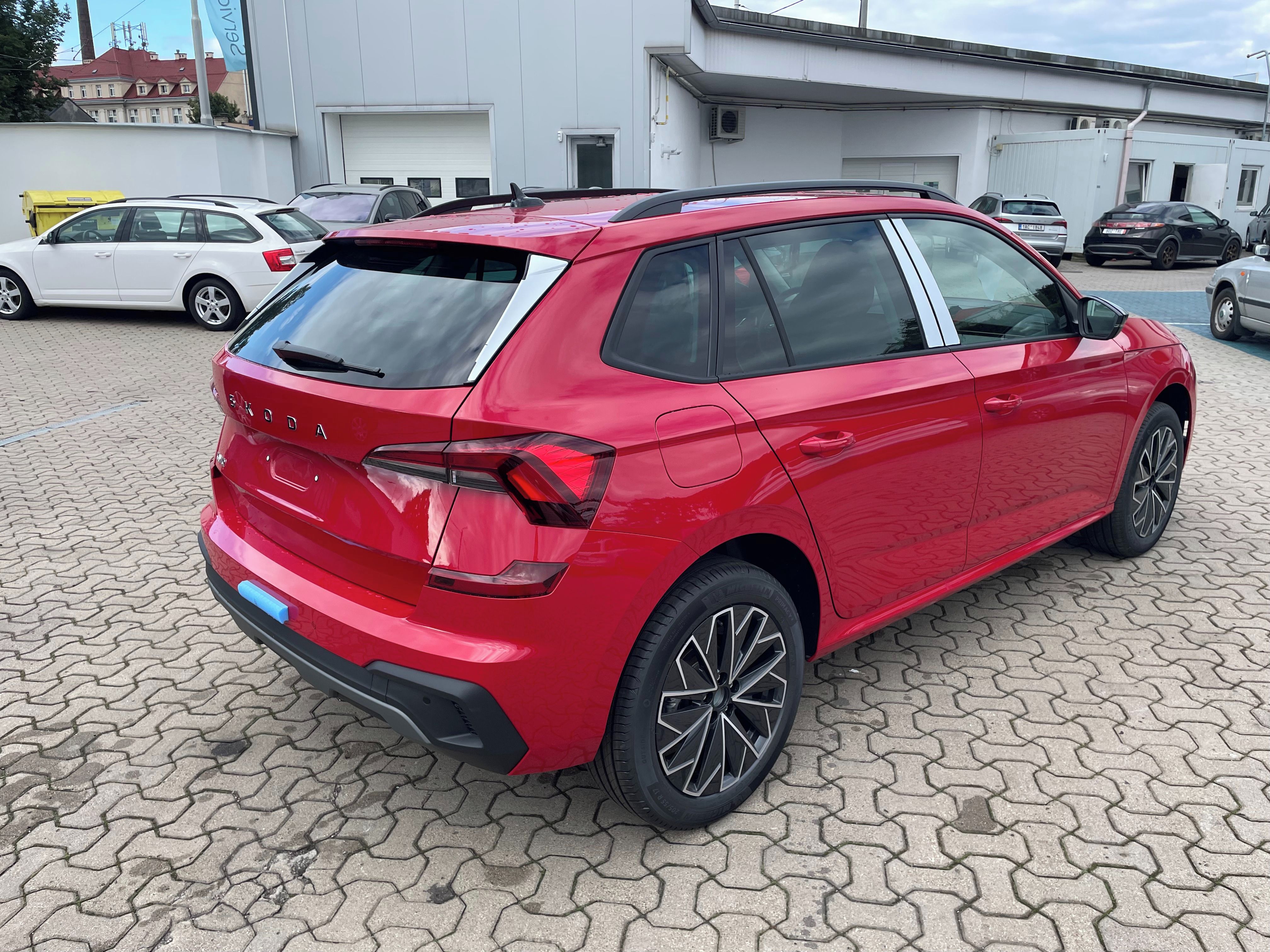 Škoda Kamiq, 1,0 TSI 85 kW, DSG Dynamic - fotka 3