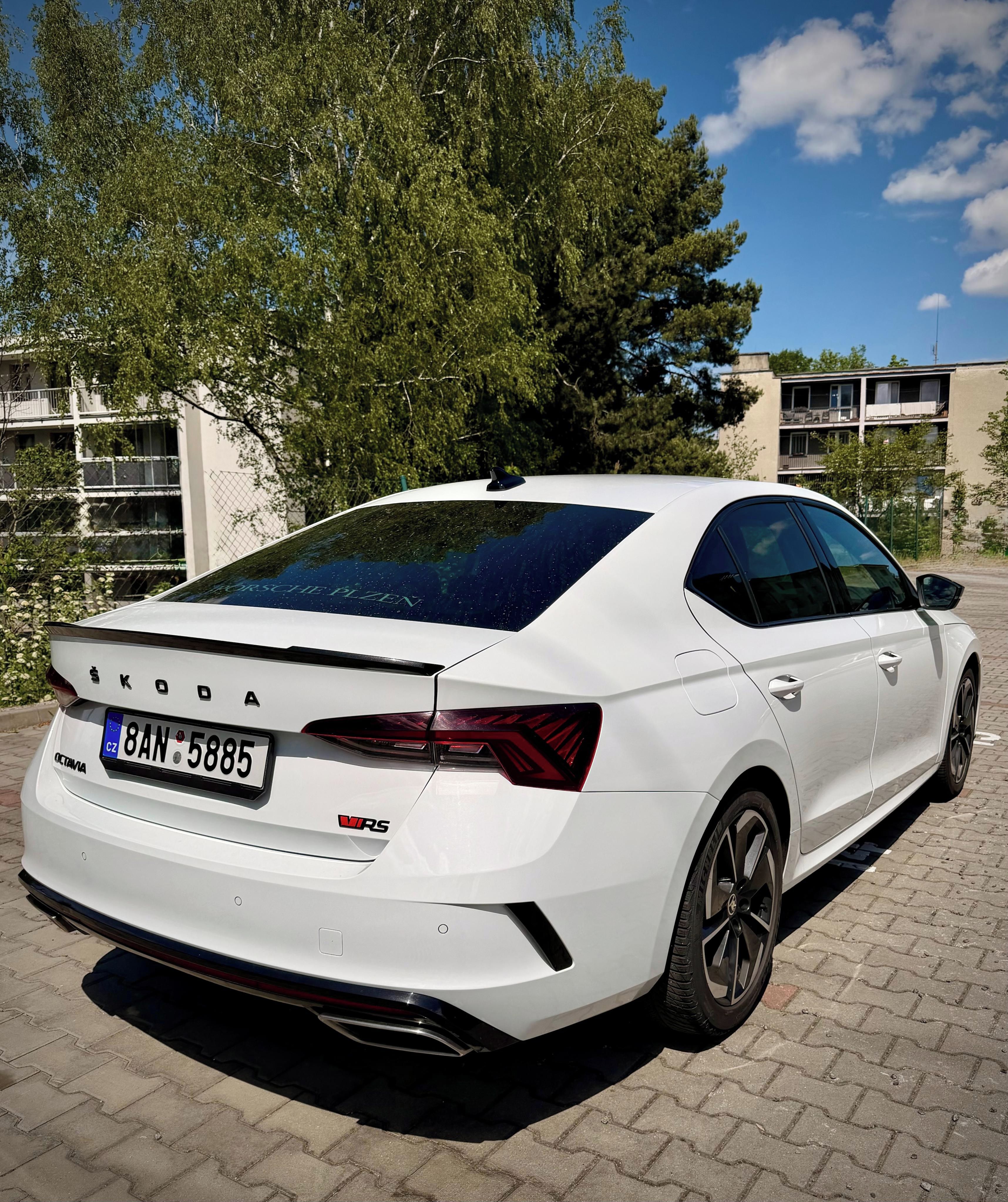 Škoda Octavia, Škoda Octavia IV RS 2.0 TSI - fotka 4