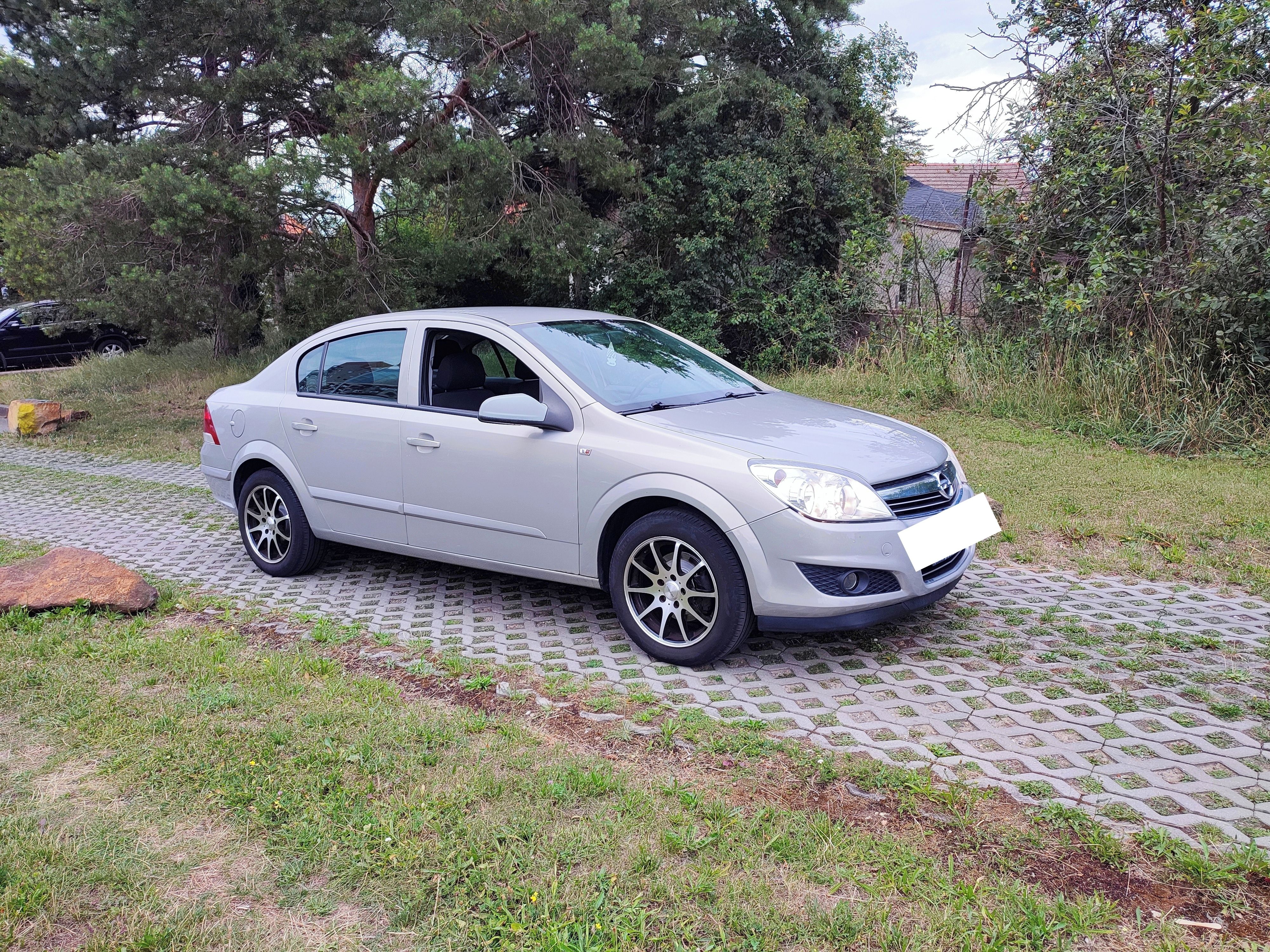 Opel Astra, Opel Astra + Servisní knížka - fotka 3