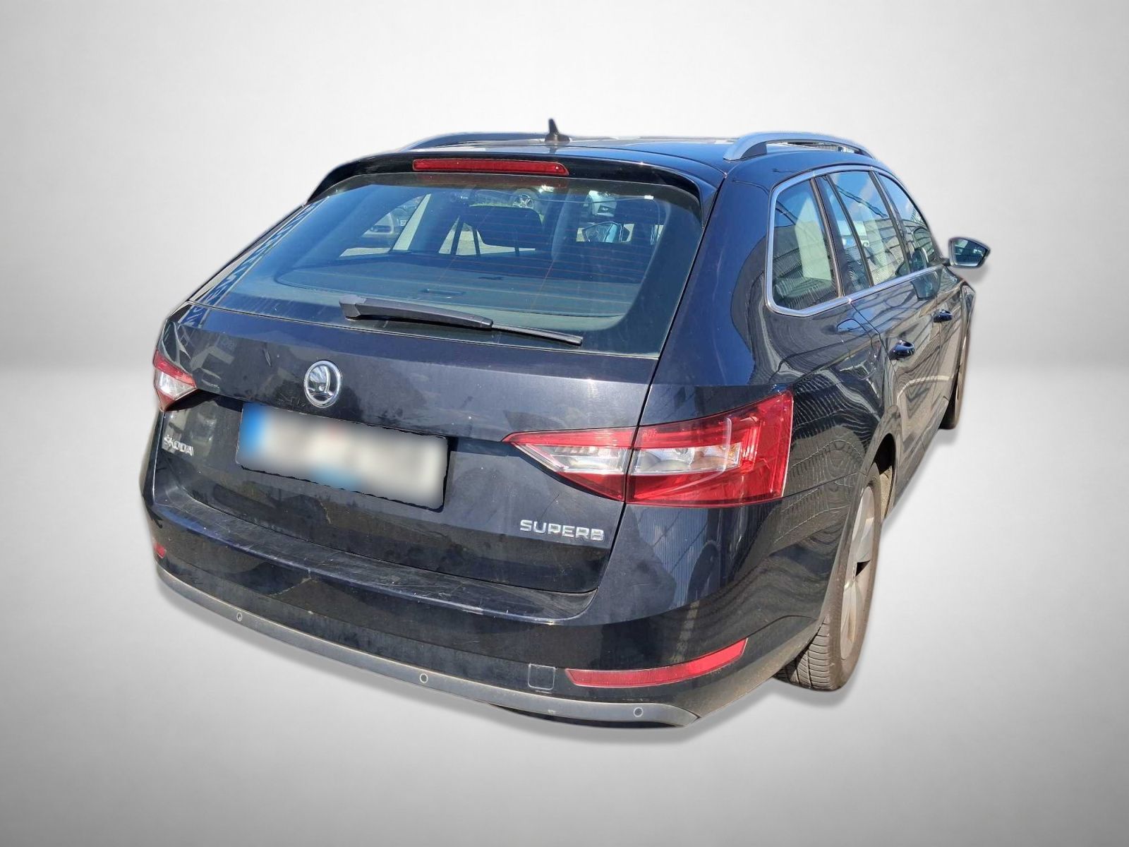 Škoda Superb, 1.6 TDI, Xenony - fotka 2