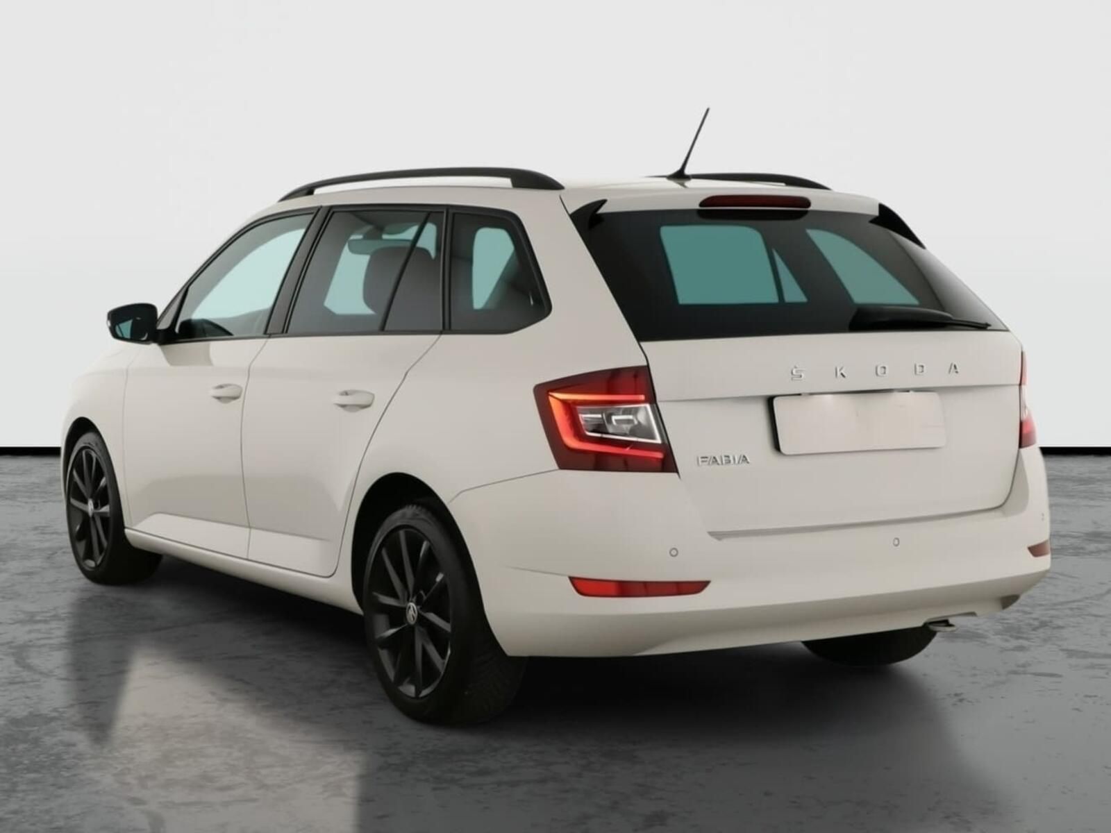 Škoda Fabia, 1.0 TSI, Ambition, Serv.kniha - fotka 4