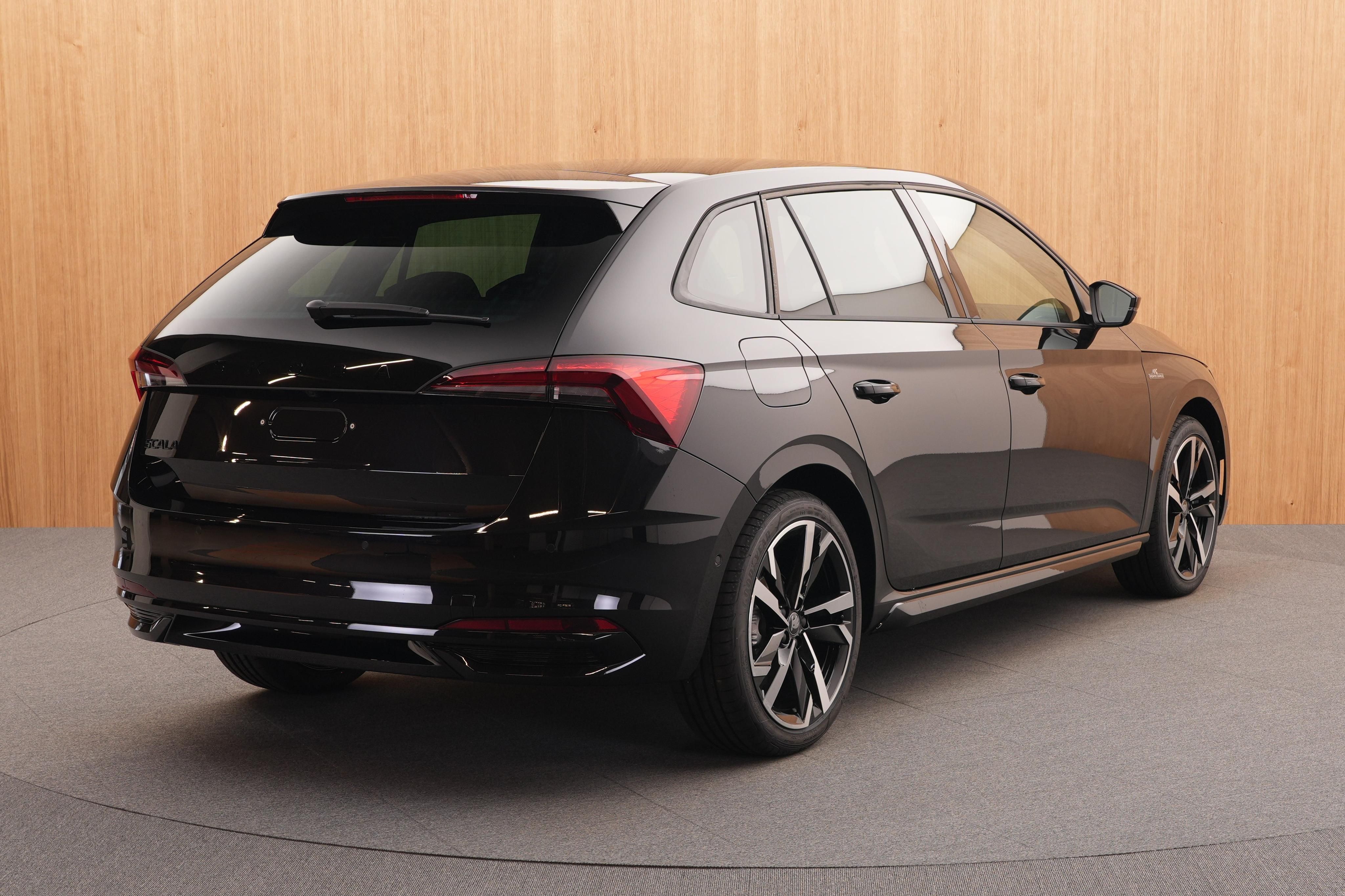 Škoda Scala, Monte Carlo 1.5 TSI DSG - fotka 4