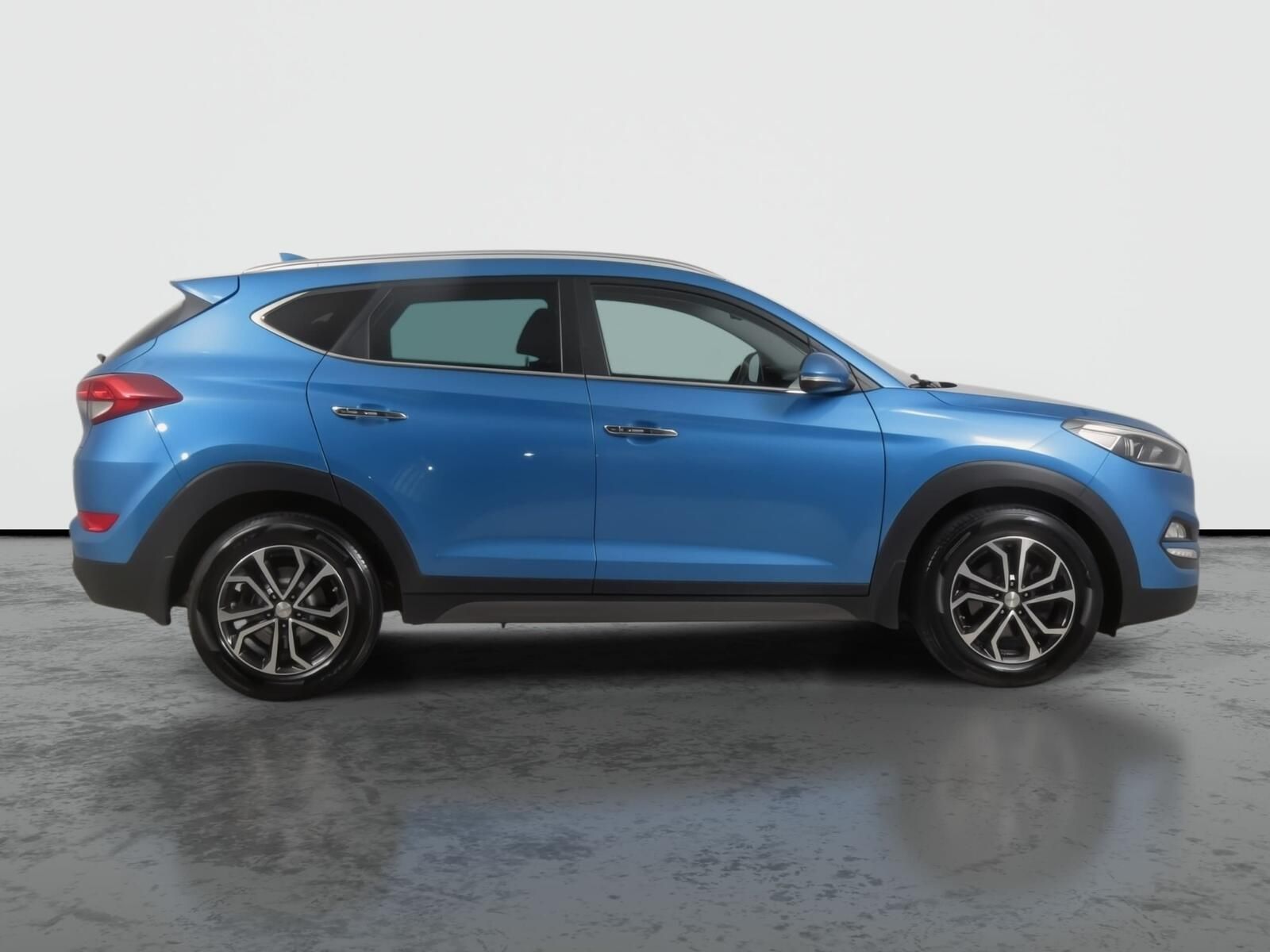 Hyundai Tucson, 1.7 CRDi, Automat, Serv.kniha - fotka 6