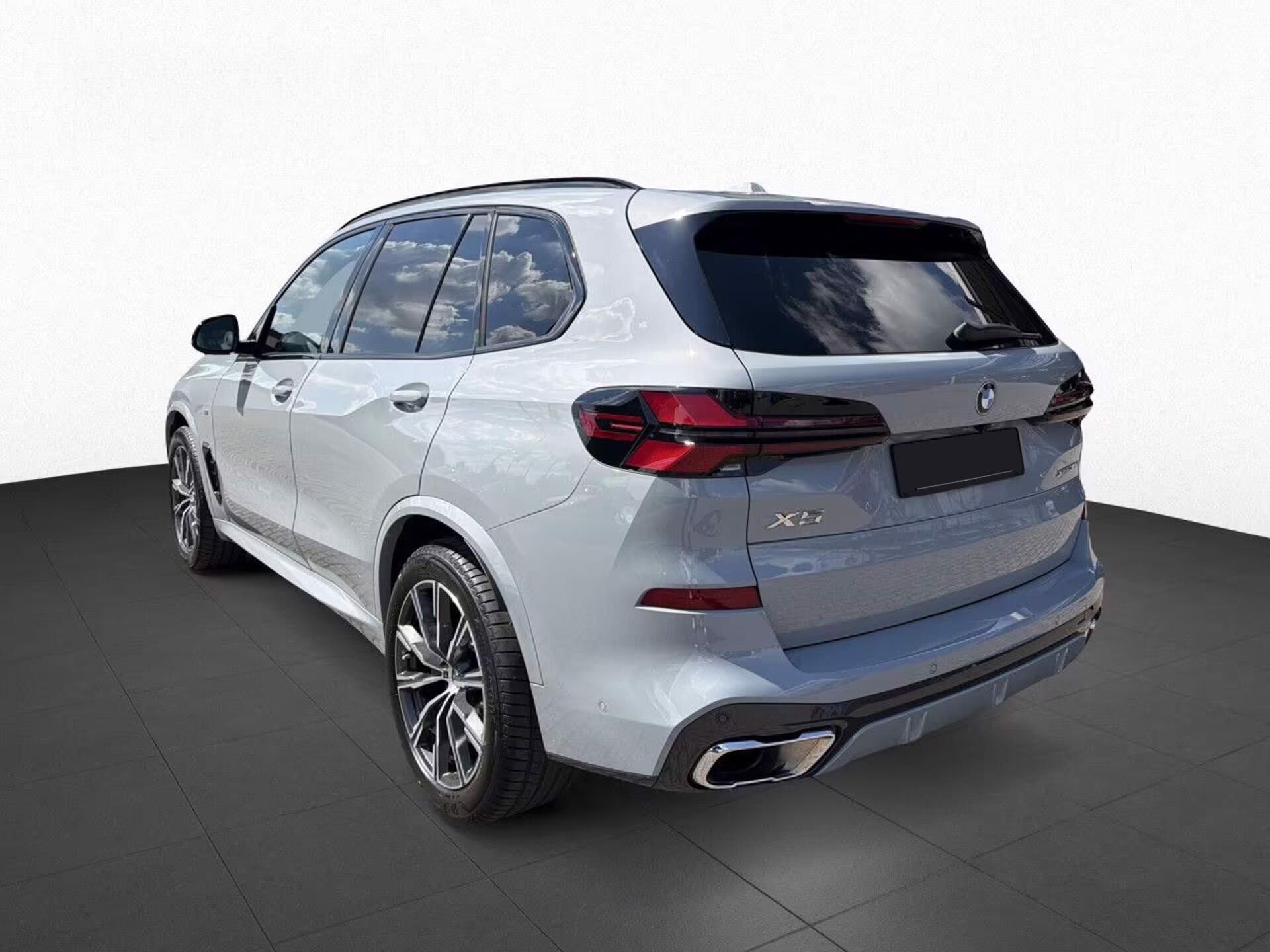 BMW X5, xDrive30d M-Sport - fotka 3