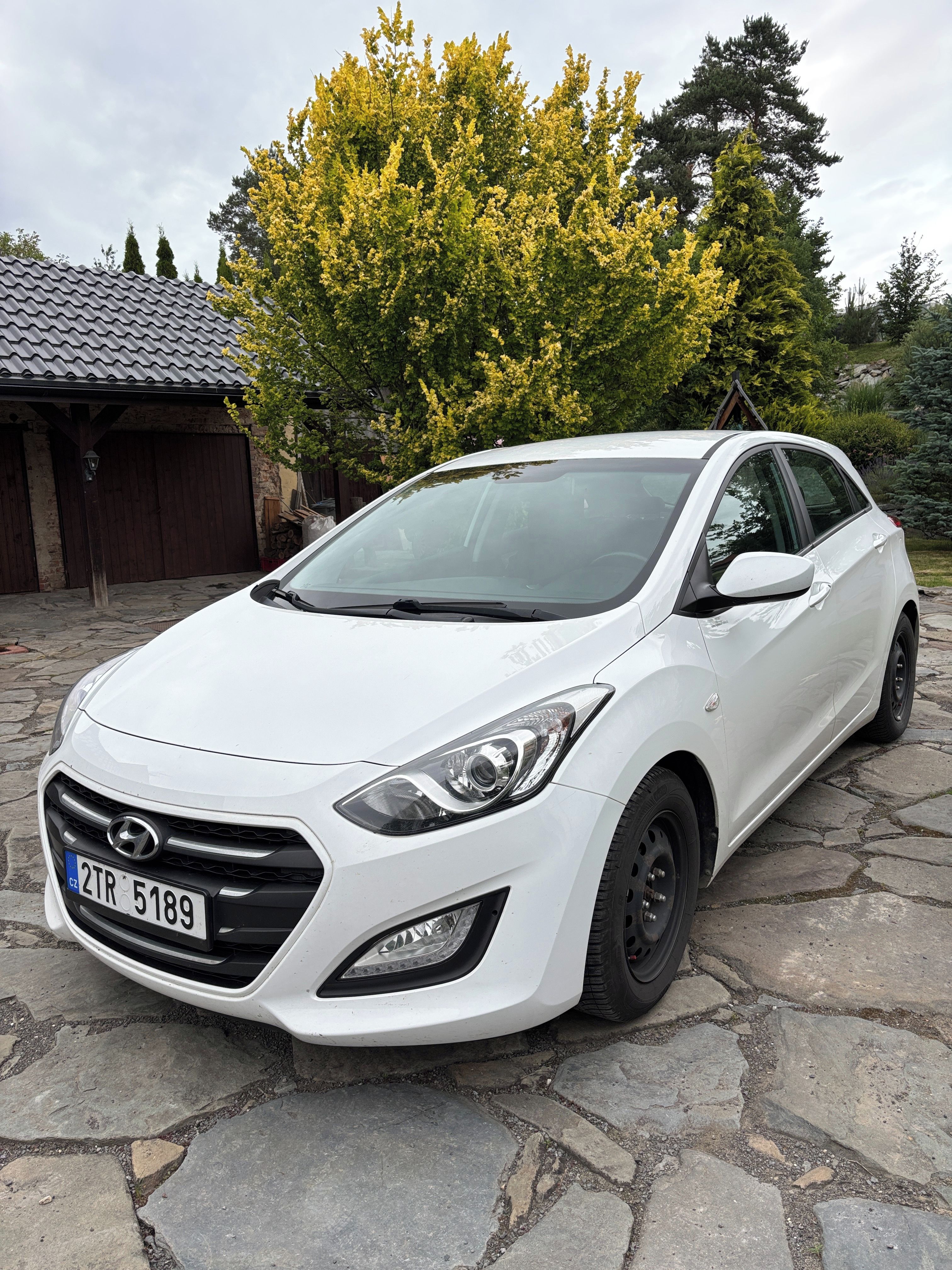 Hyundai i30, Hyundai i30 hatchback, 1.6 GDI