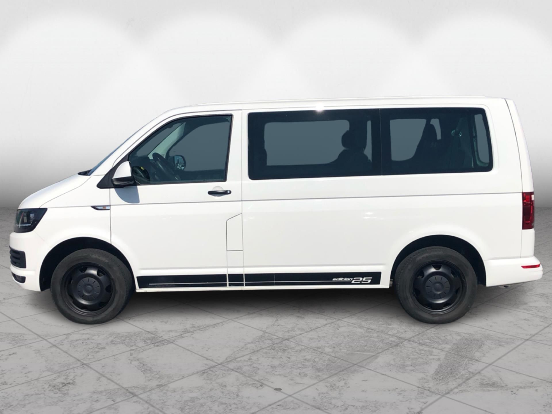 Volkswagen Transporter, 2,0 TDI DSG 8 míst - fotka 3
