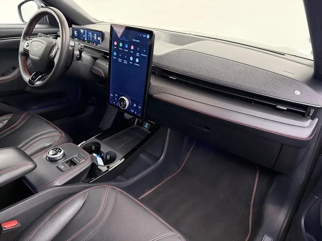 Ford Mustang Mach-E, Extended AWD 98 kWh 1.Maj DPH - fotka 4