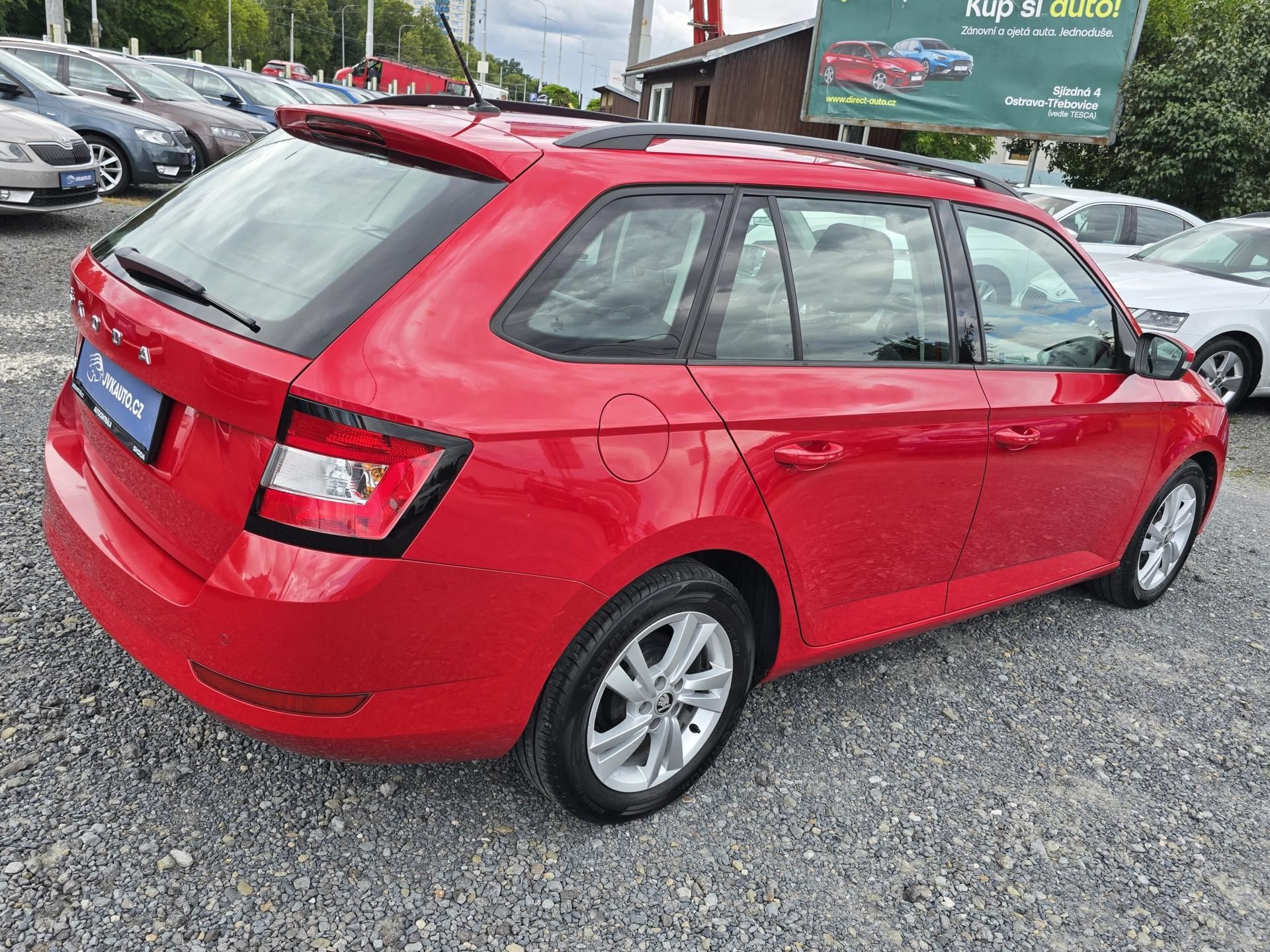 Škoda Fabia, 1.0TSI 70KW TOUR SmartLink ČR - fotka 5