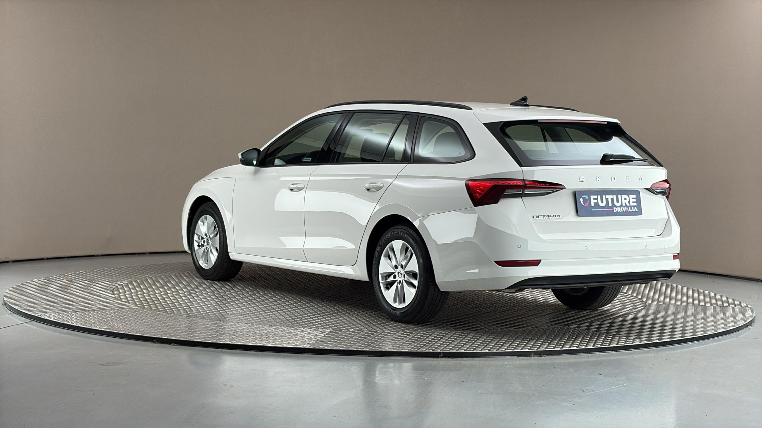 Škoda Octavia, 1.5 TSI Ambition Combi - fotka 2