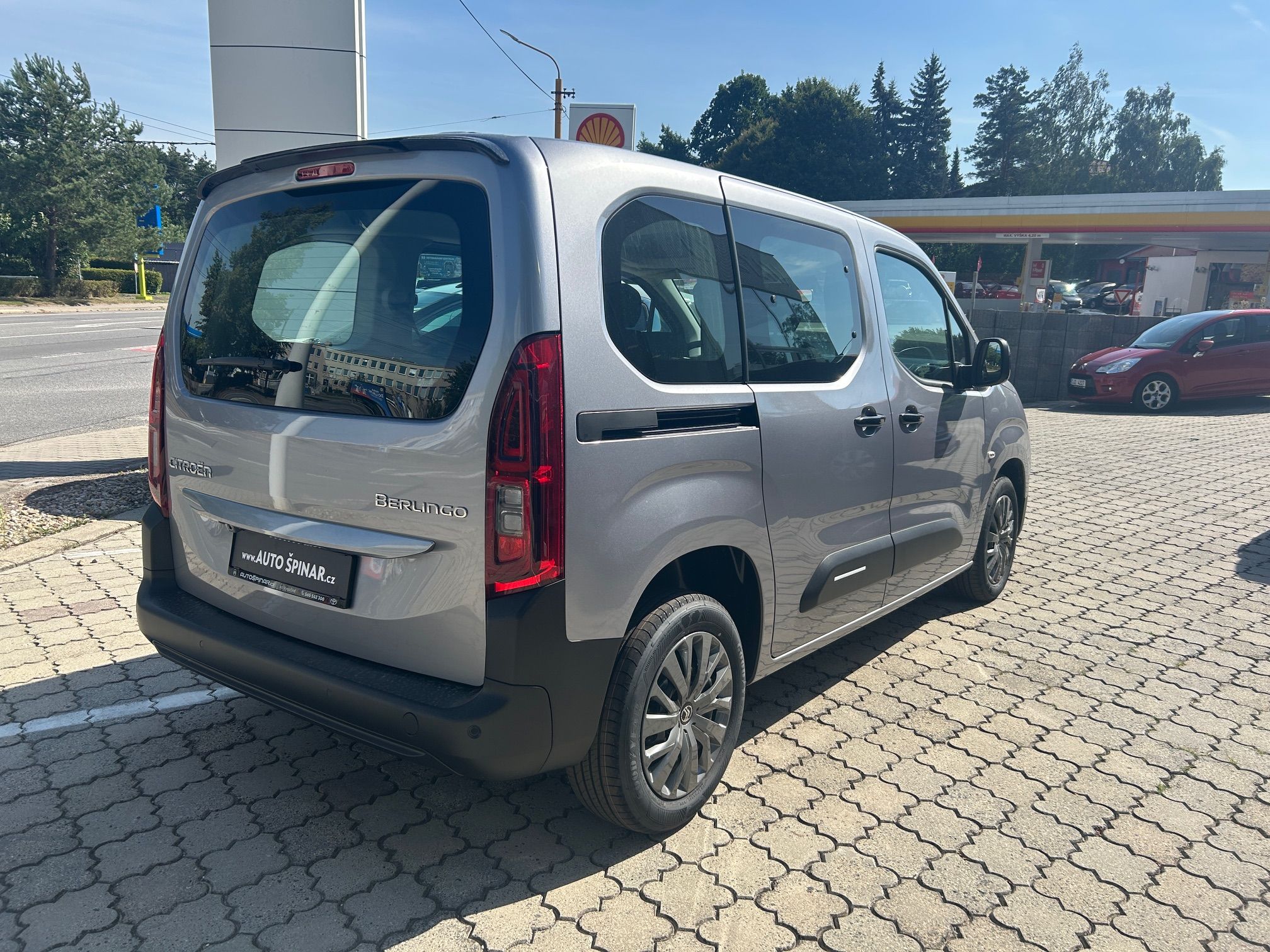 Citroën Berlingo, PLUS Petrol 110k + Kamera - fotka 5