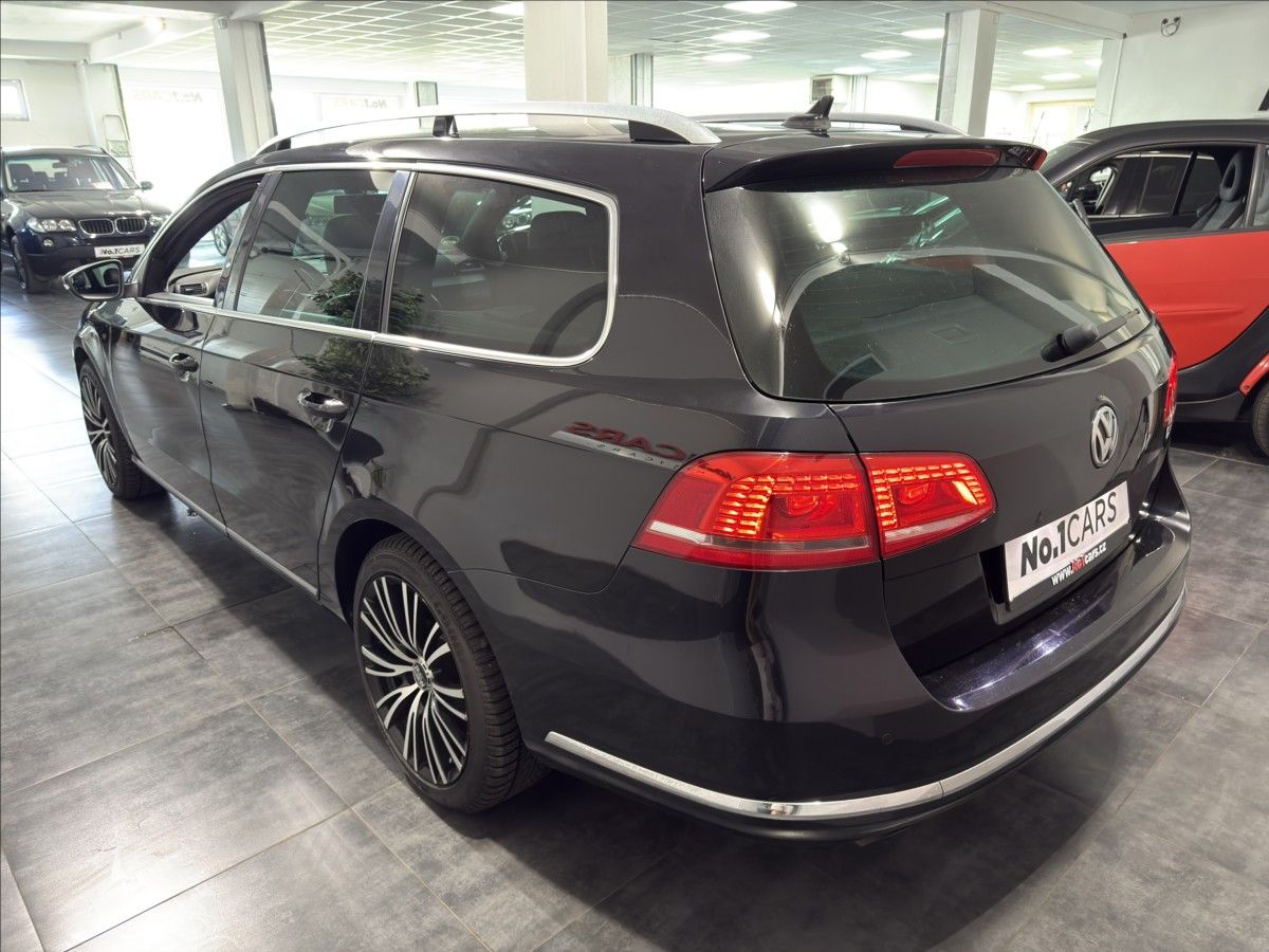 Volkswagen Passat, 2,0   TDI DSG HIGHLINE BIXEN - fotka 4