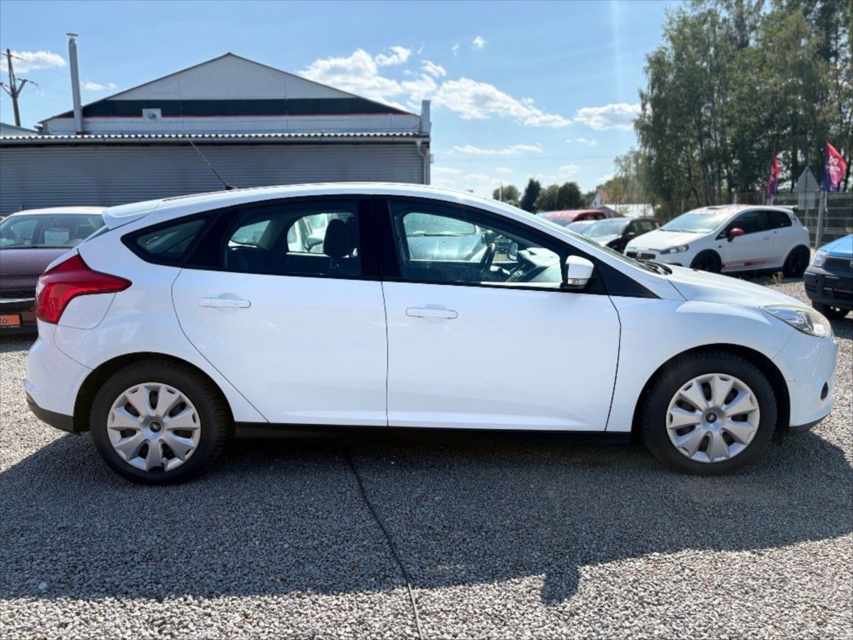 Ford Focus, 1,6 TDCi - fotka 5