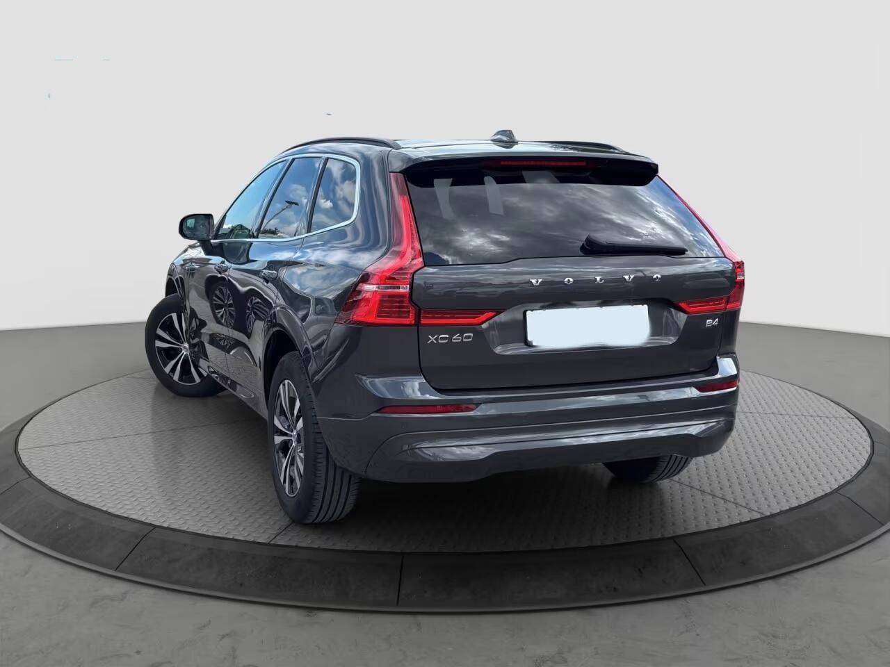 Volvo XC60, B4 2.0 Momentum*Navi*Led*DAB* - fotka 2