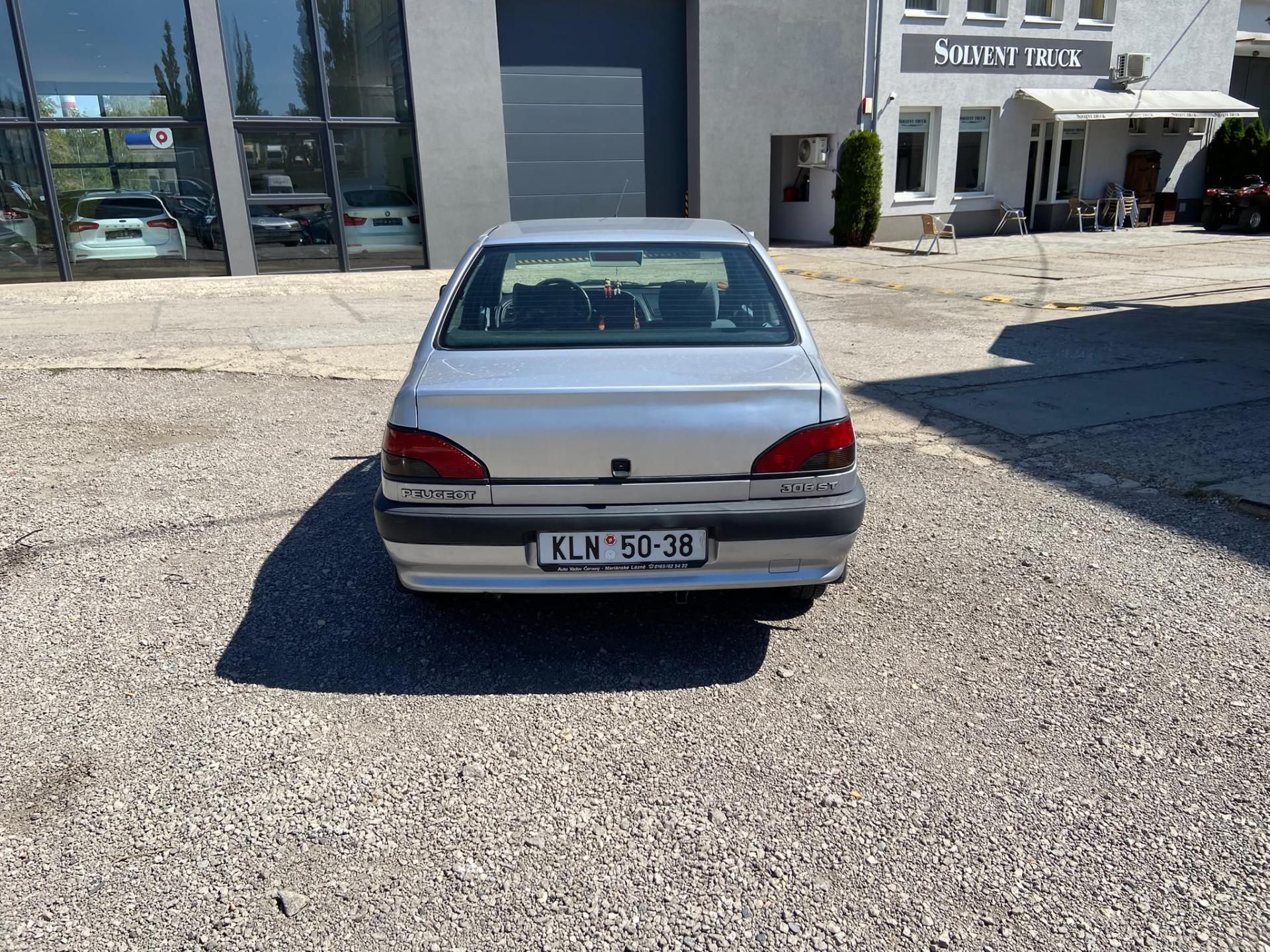 Peugeot 306, ST, 1.8 74kW, Automat - fotka 5