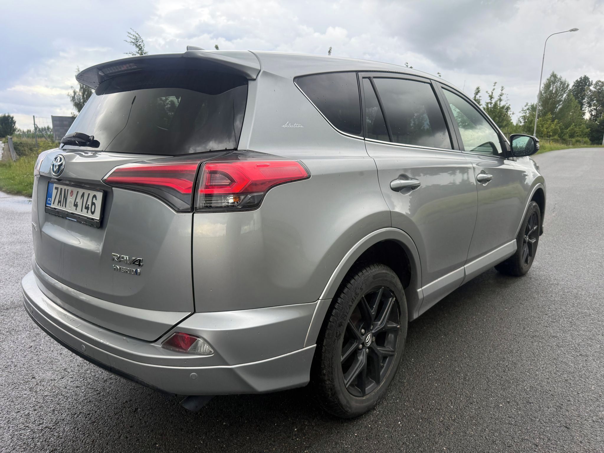 Toyota Rav4, Hybrid EXECUTIVE - fotka 5