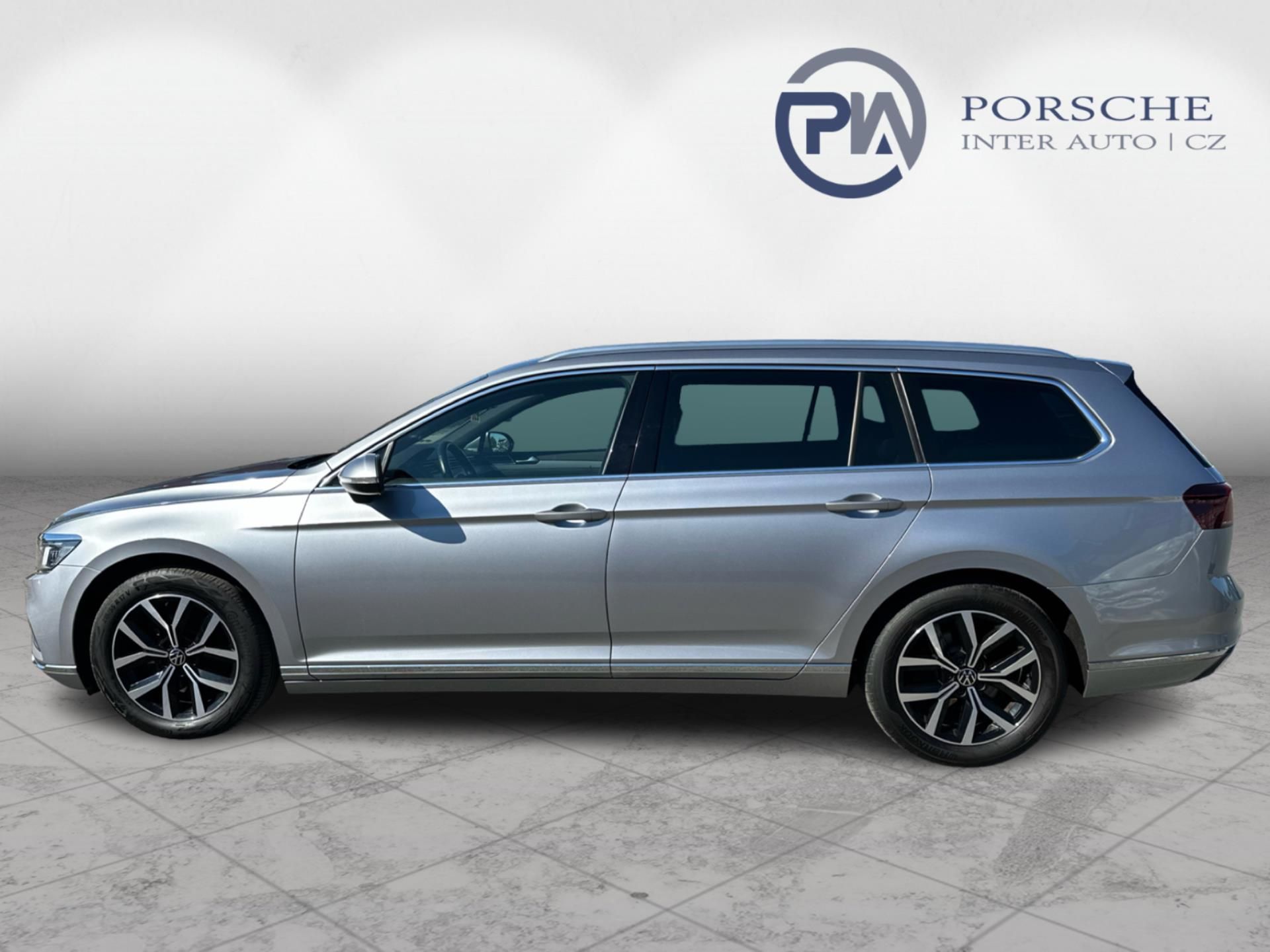 Volkswagen Passat, Elegance 2.0 TDI 110 kW DSG Va - fotka 3