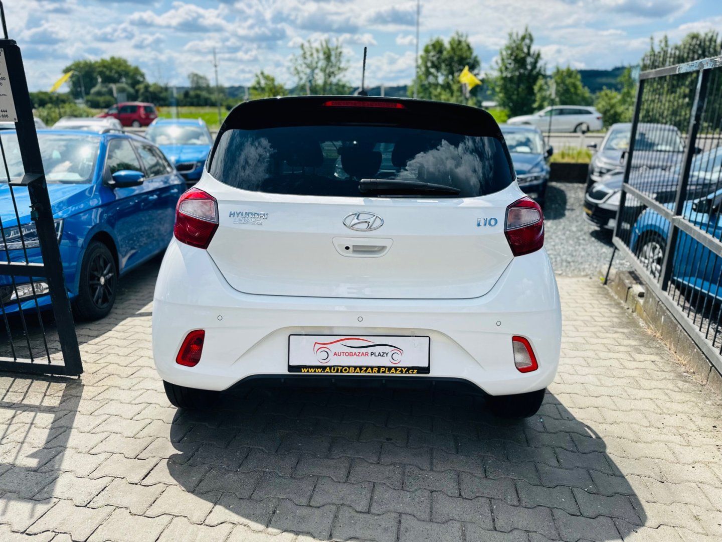 Hyundai i10, 1.0MPi AUTOMAT,COUVACÍ KAMERA - fotka 5