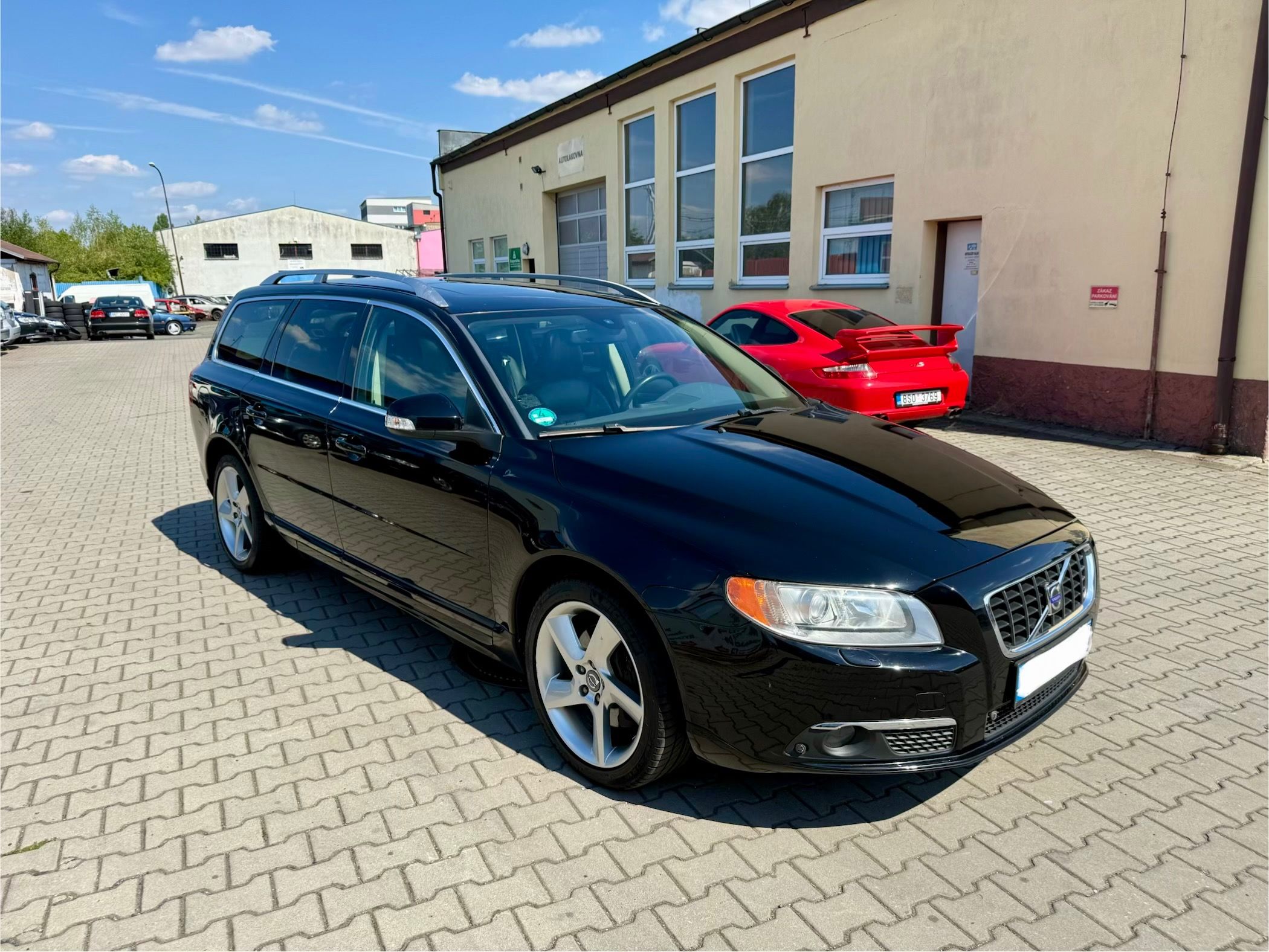 Volvo V70, 2.4 D5 Summum, ventilace, D - fotka 3