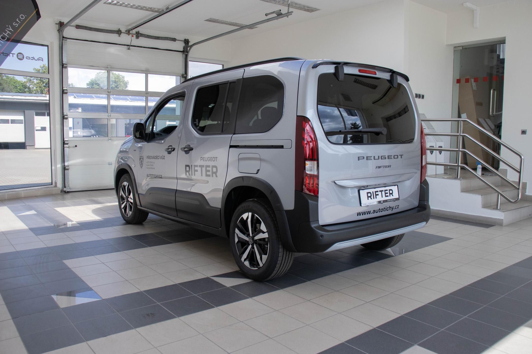 Peugeot Rifter, GT BlueHDi 130 EAT8 - fotka 4