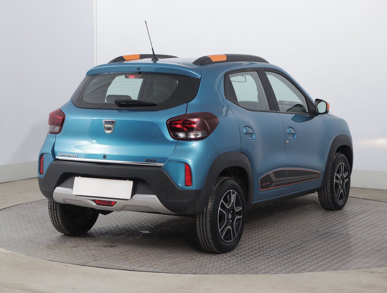 Dacia Spring, Electric 45 (27 kWh), SoH 91% - fotka 5