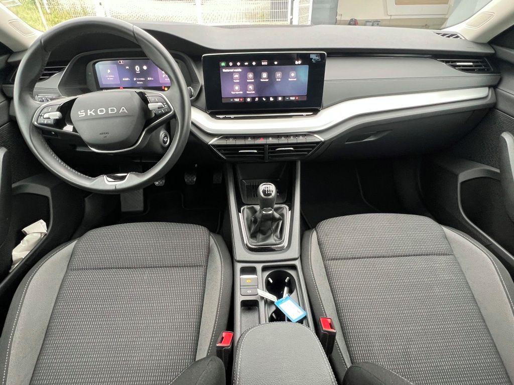 Škoda Octavia, Selection 1.5 TSi 85 kW - fotka 6