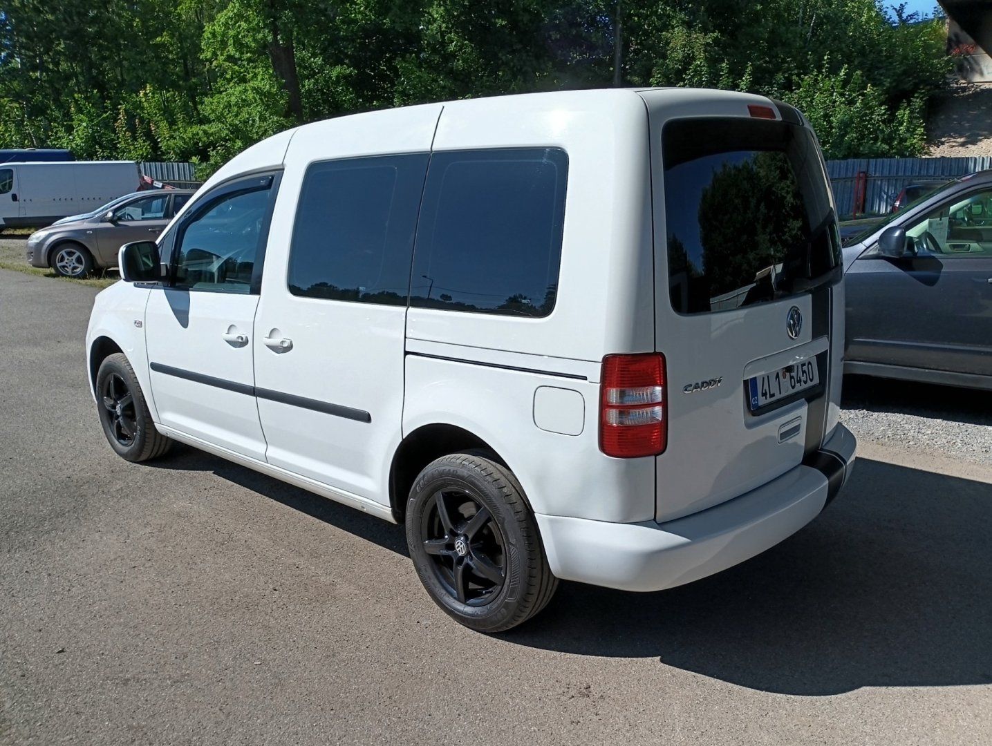Volkswagen Caddy, LPG originál - fotka 4