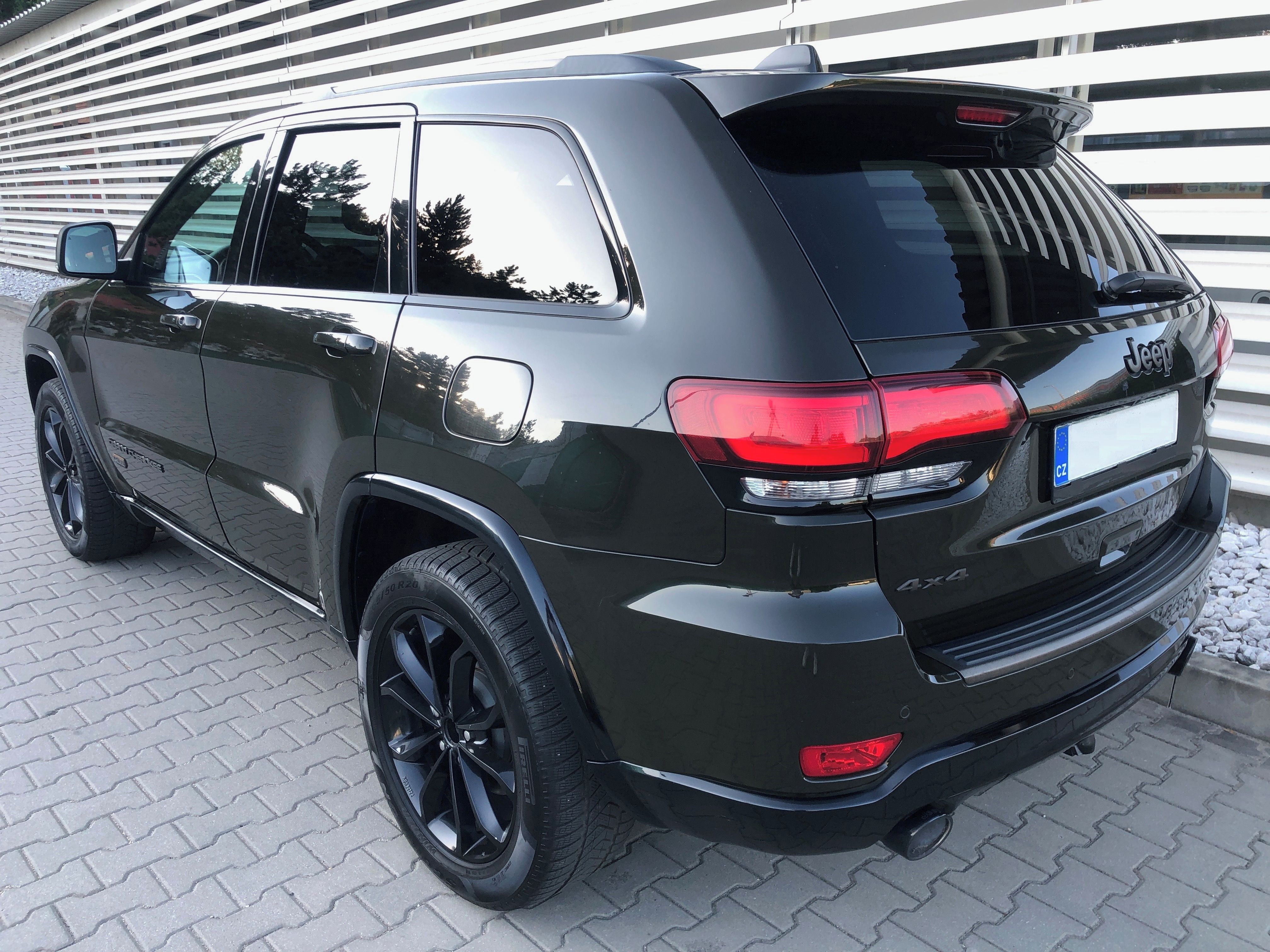 Jeep Grand Cherokee, Overland - fotka 5