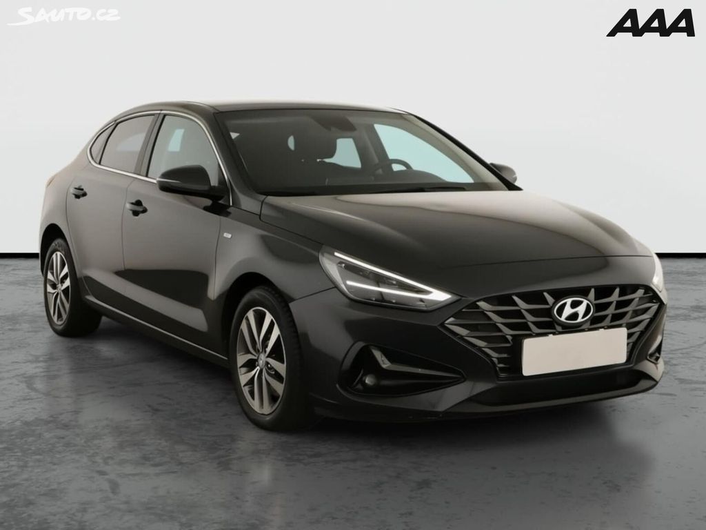 Hyundai i30, 1.5 T-GDI MHEV, Serv.kniha