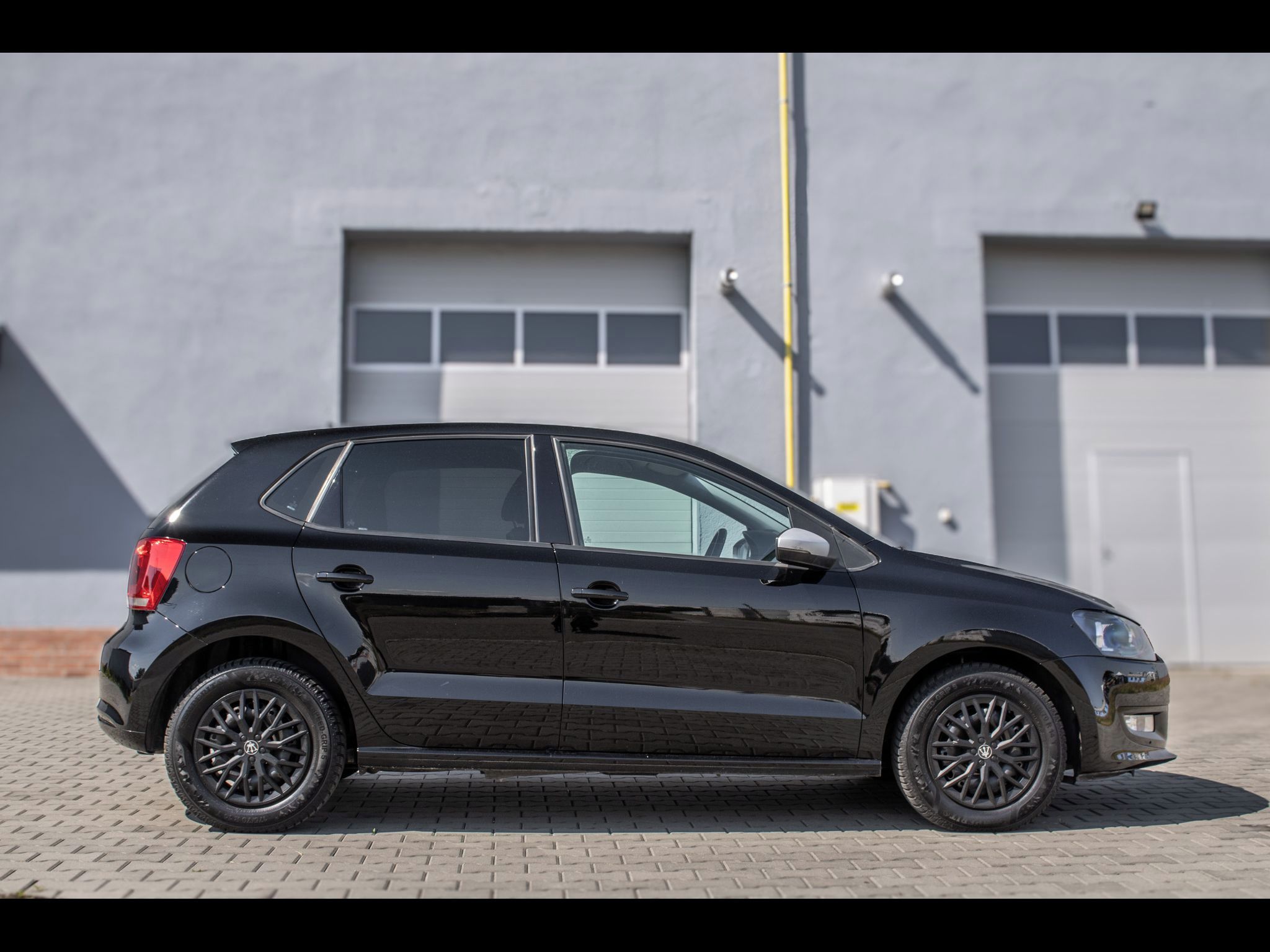 Volkswagen Polo, 2012 44kW MT/5 - fotka 4