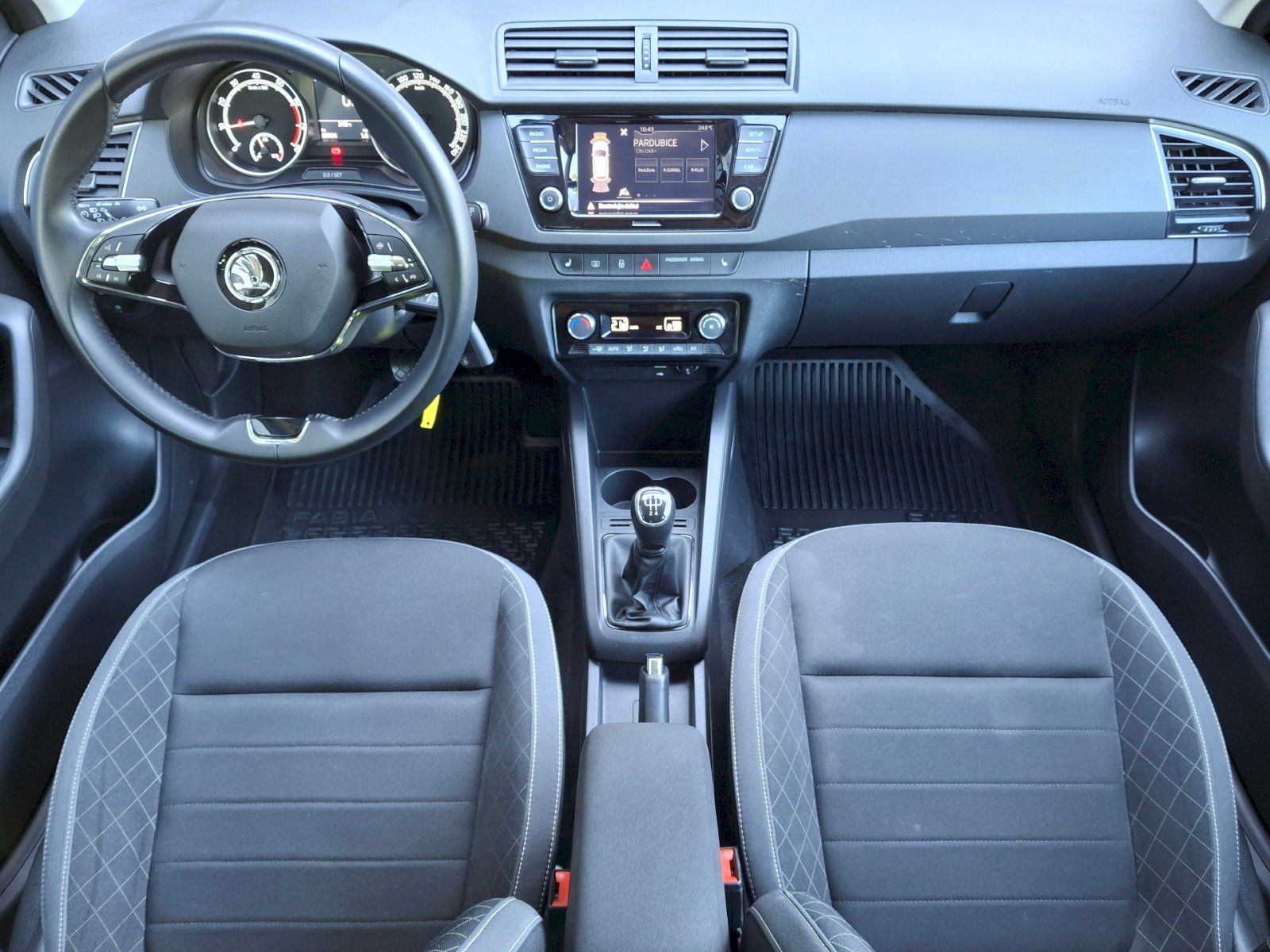 Škoda Fabia, Combi Ambition 1,0TSi 70kW - fotka 5