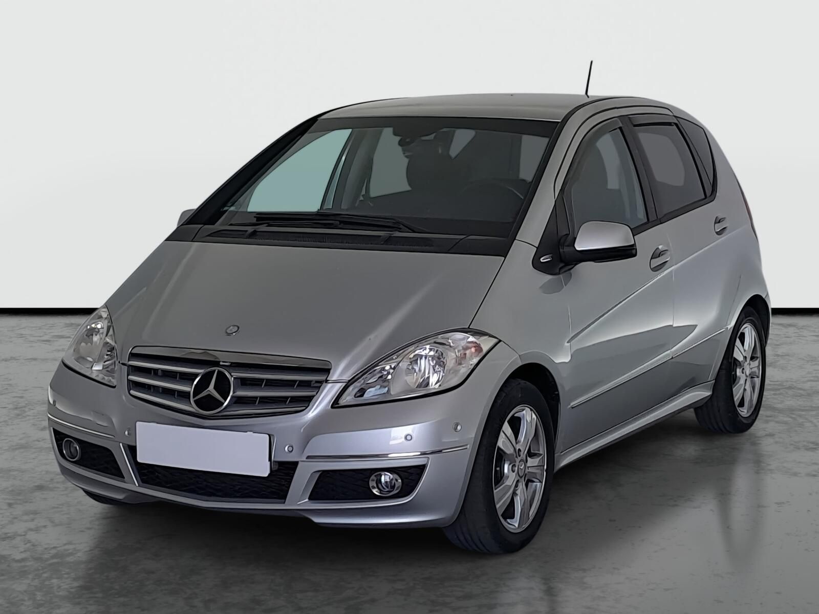 Mercedes-Benz Třídy A, 160, Automat, Kožené sedačky - fotka 2