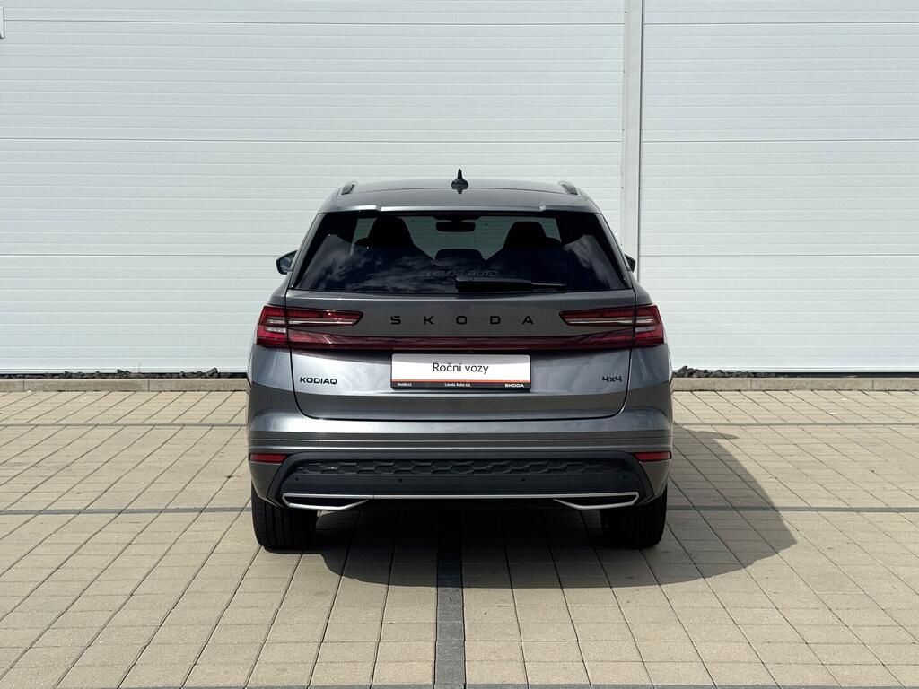 Škoda Kodiaq, SportLine 2.0 TDI 142 kW - fotka 6