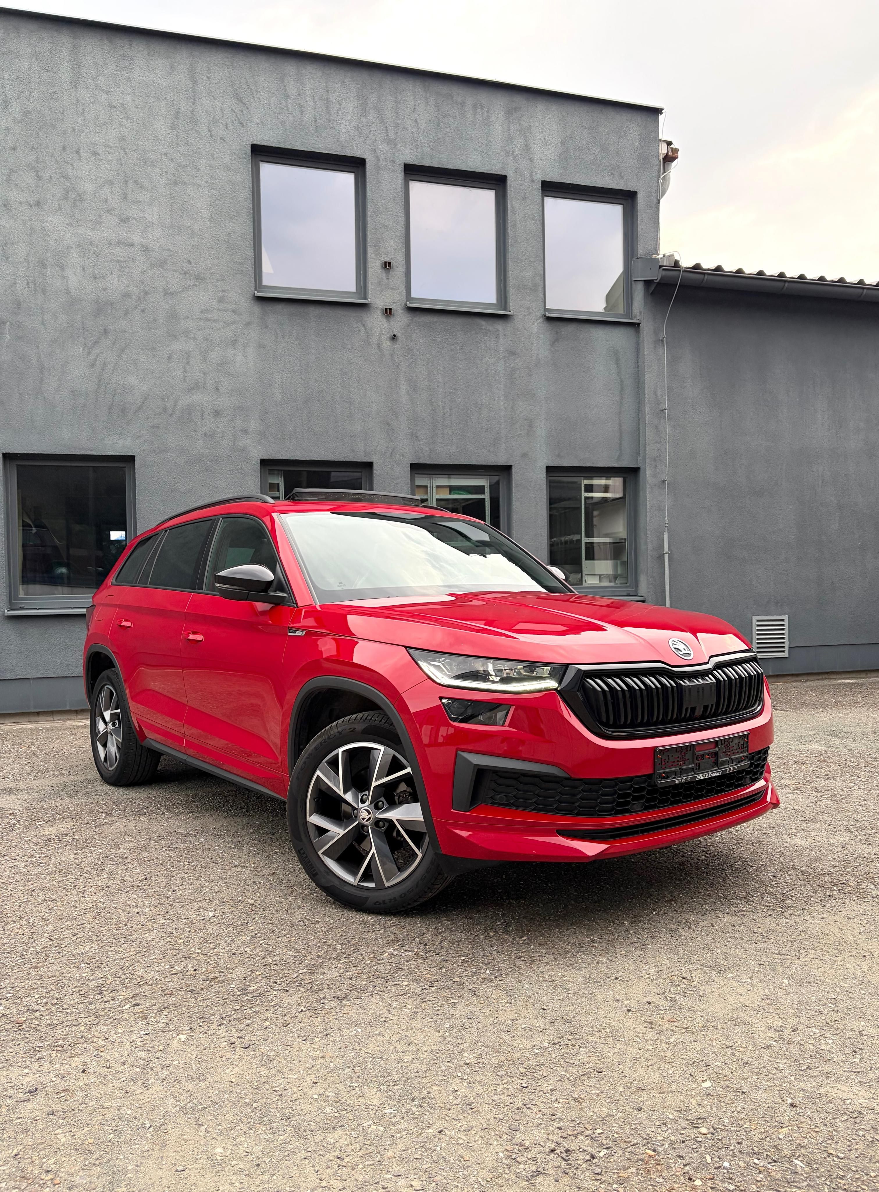 Škoda Kodiaq, 1.5TSI 110kw DSG SPORTLINE - fotka 3
