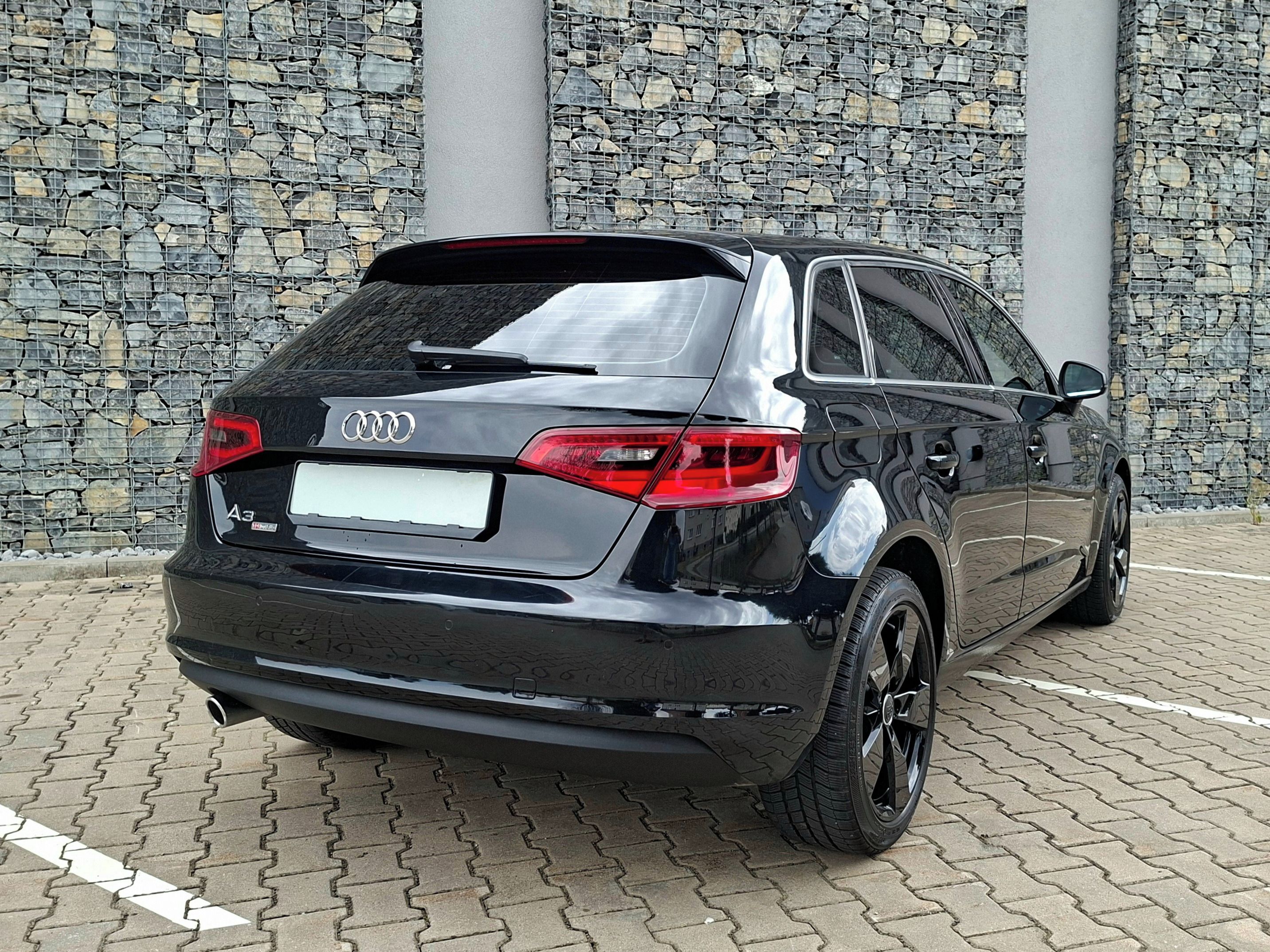 Audi A3, 1.6TDI,Bixenon,Led,Kůže,NováTK - fotka 5