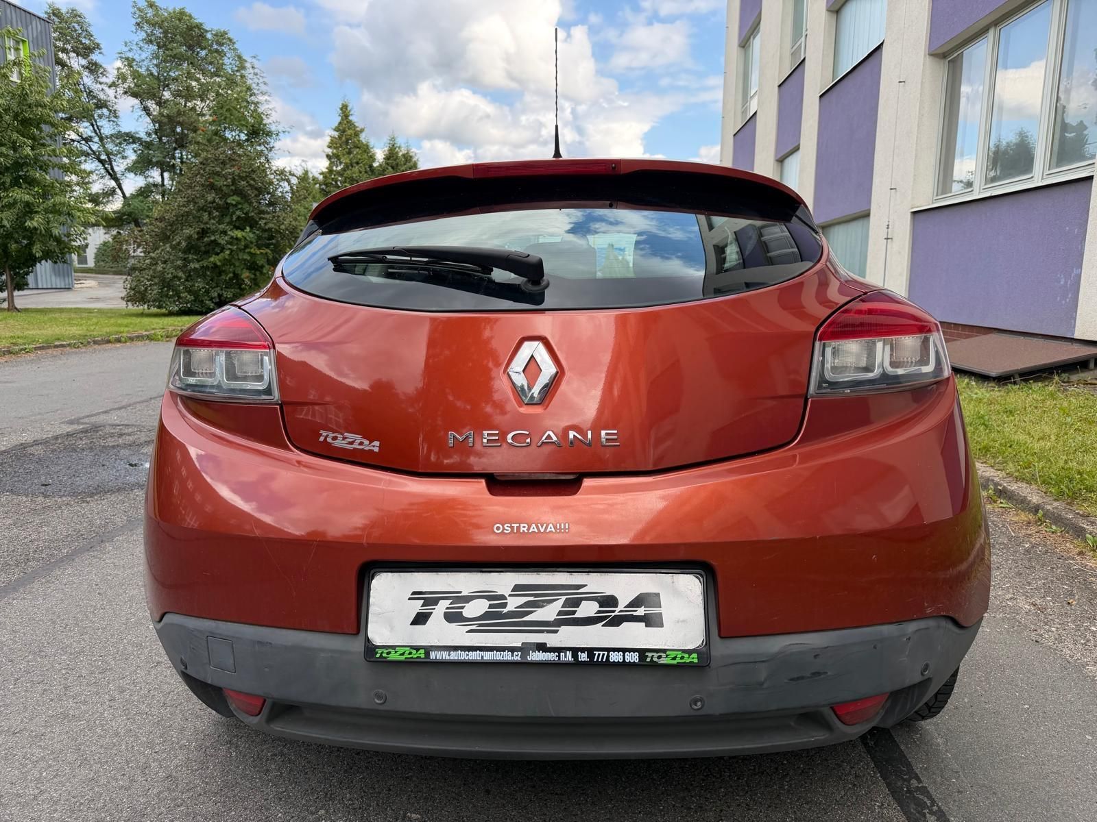 Renault Mégane, 1,6i 16V - fotka 4
