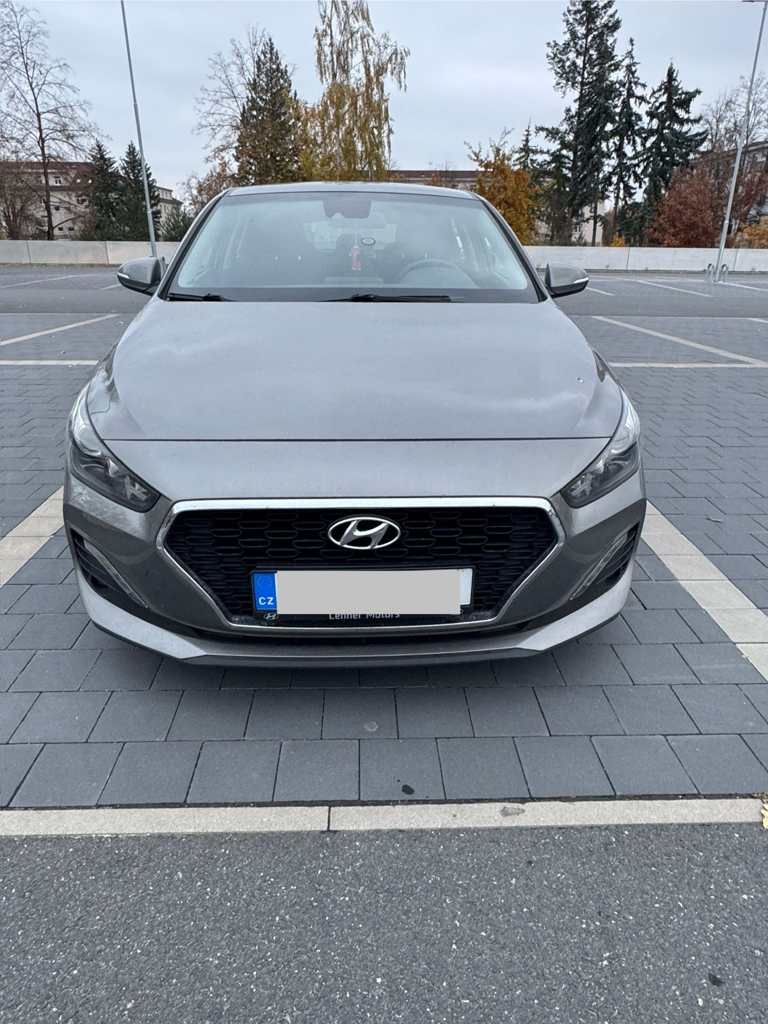 Hyundai i30, Hyundai i30 Fastback 1.6 CRDi - fotka 2