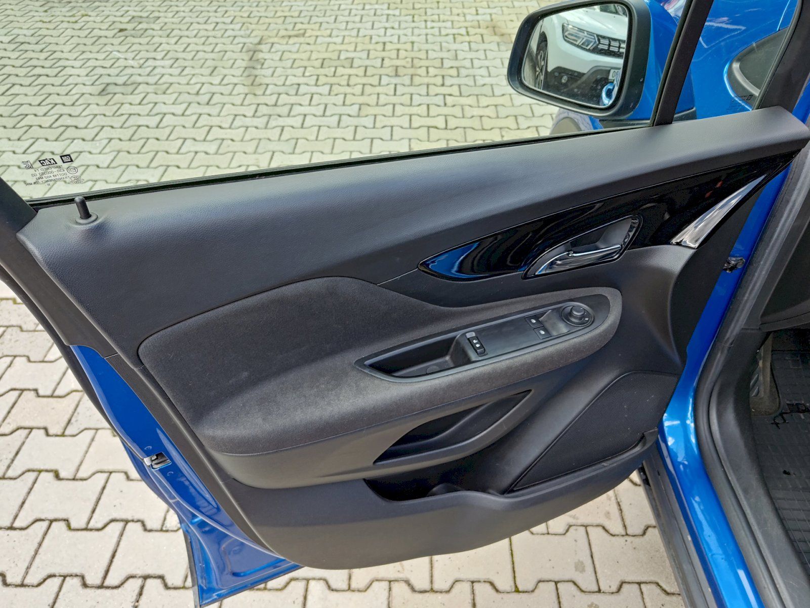 Opel Mokka, 1,6i 85kW 1.majitel CZ - fotka 6