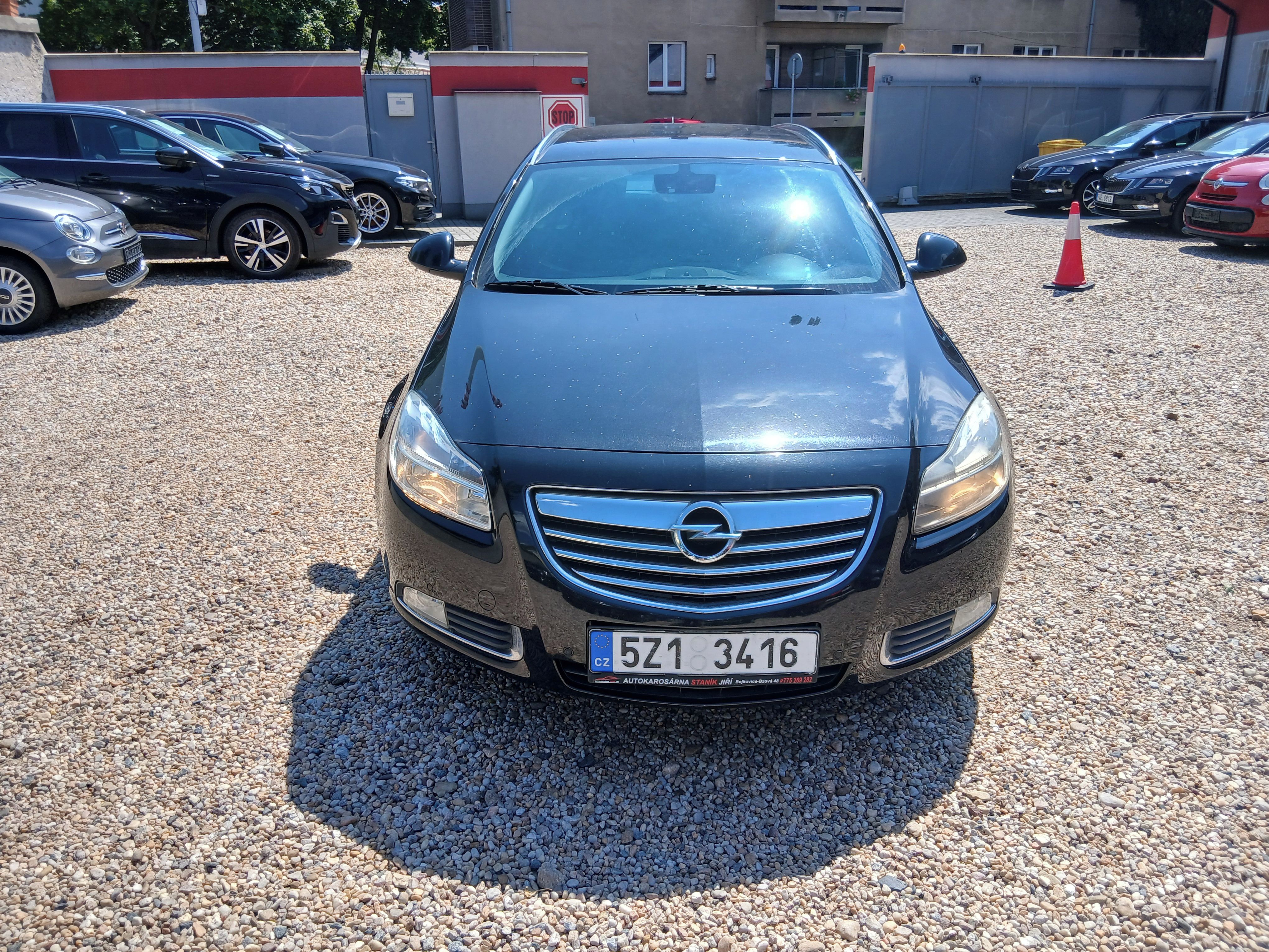 Opel Insignia, 2.0CDTi 96KW Kombi - fotka 2