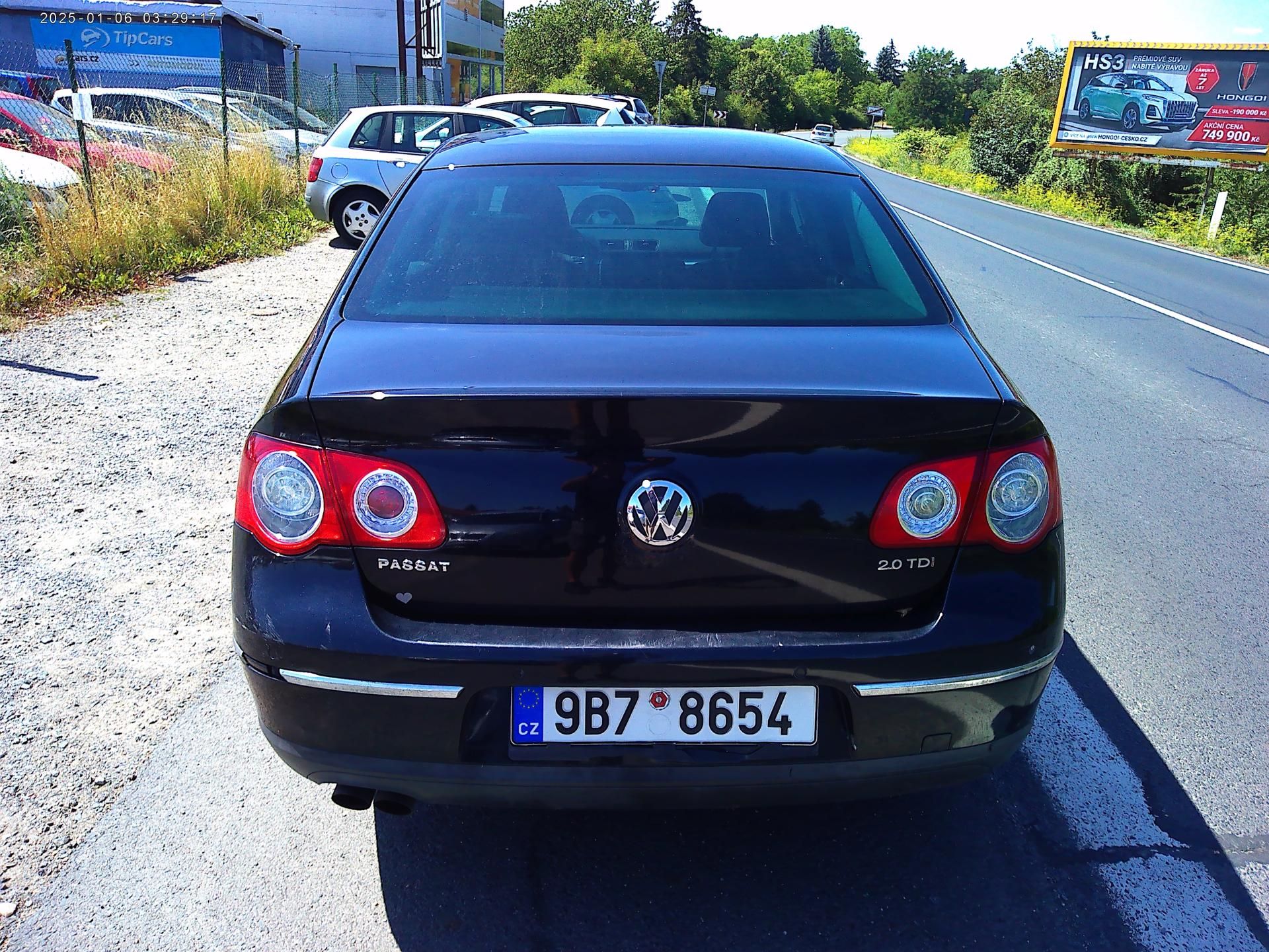 Volkswagen Passat, 2.0TDi, 125kW, klima - fotka 4