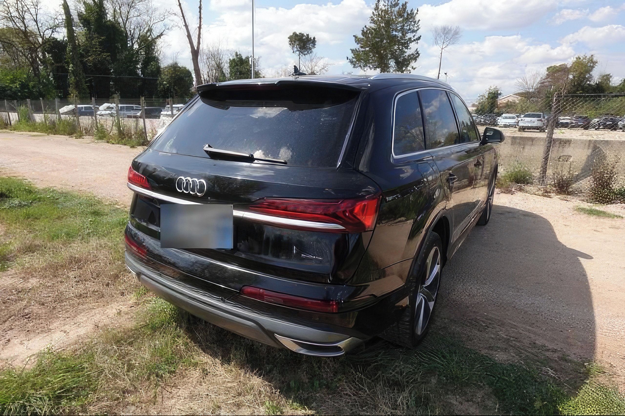 Audi Q7, 55TFSIe SLine Asistenti MATRIX - fotka 4