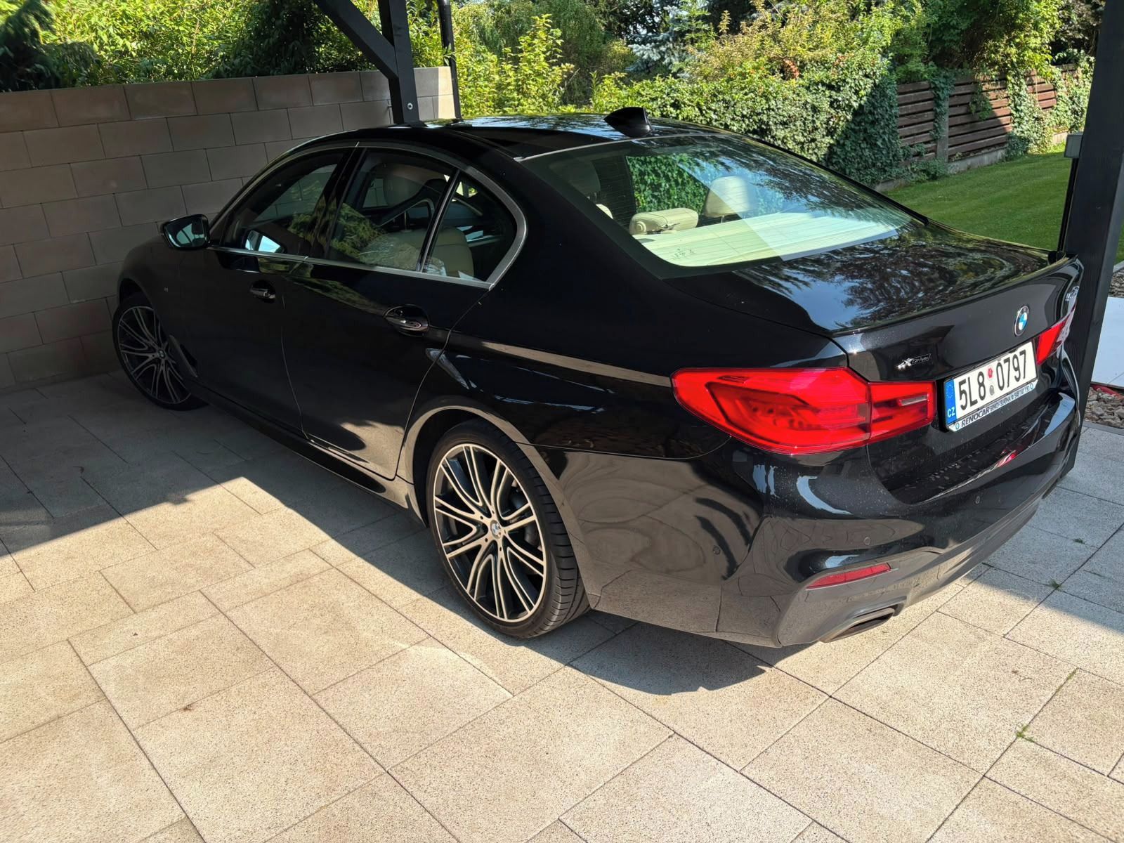BMW Řada 5, 540i xDrive Mpaket - fotka 3