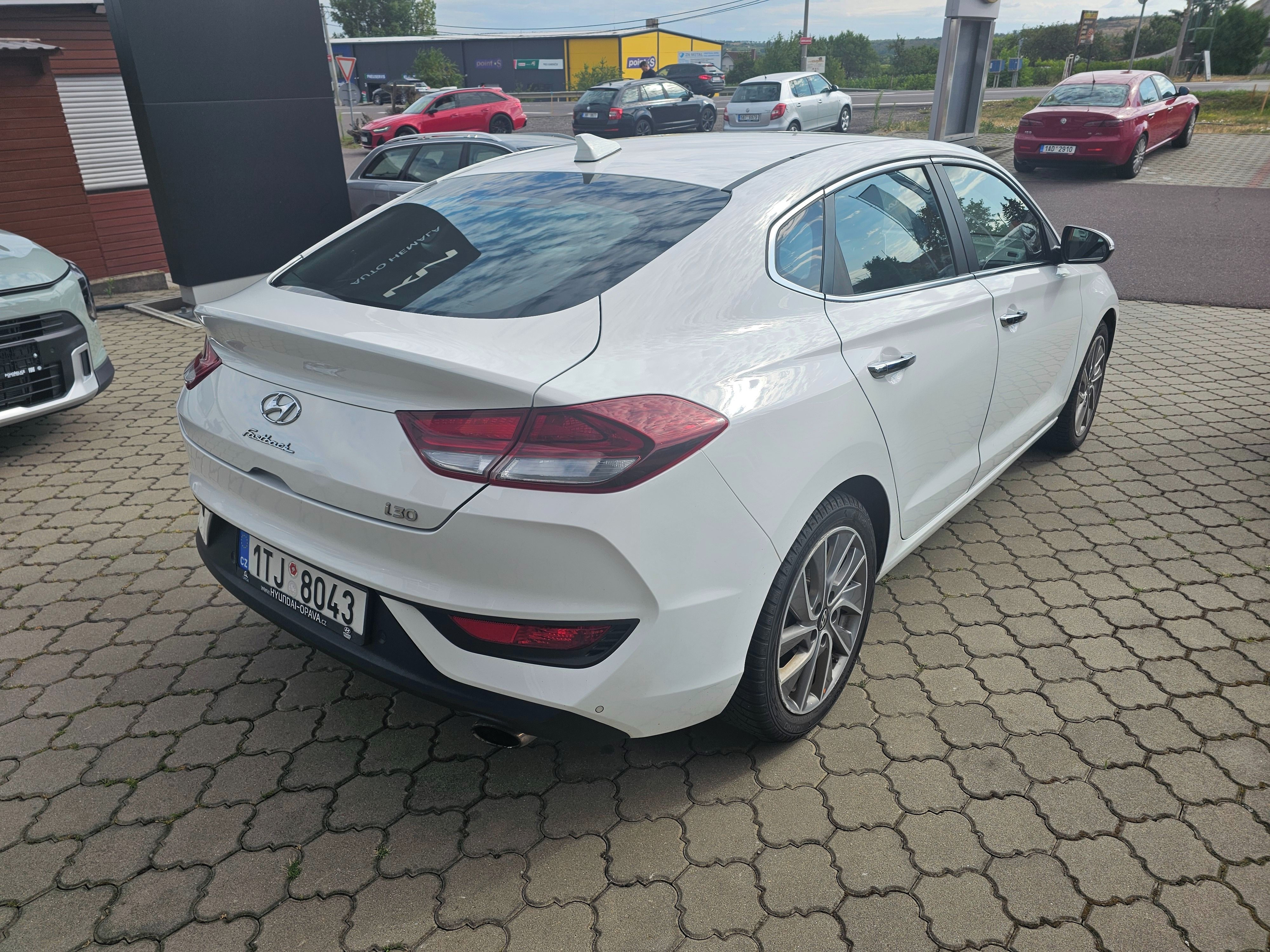 Hyundai i30, i30 Fastback 1,4 T-GDI 103 kW - fotka 5